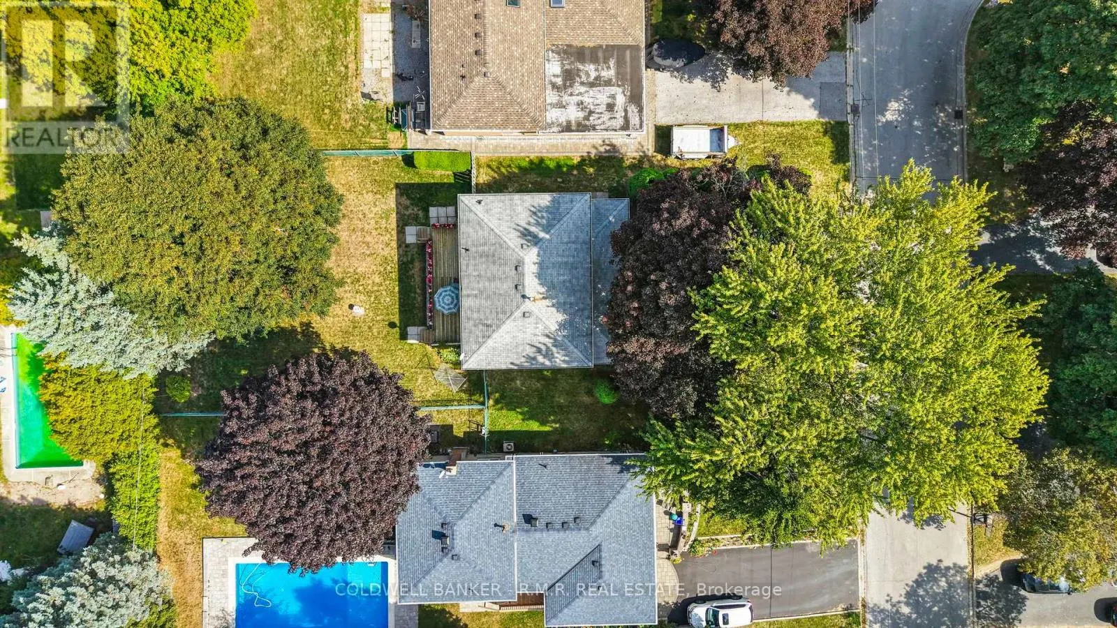 6 CARWIN CRESCENT