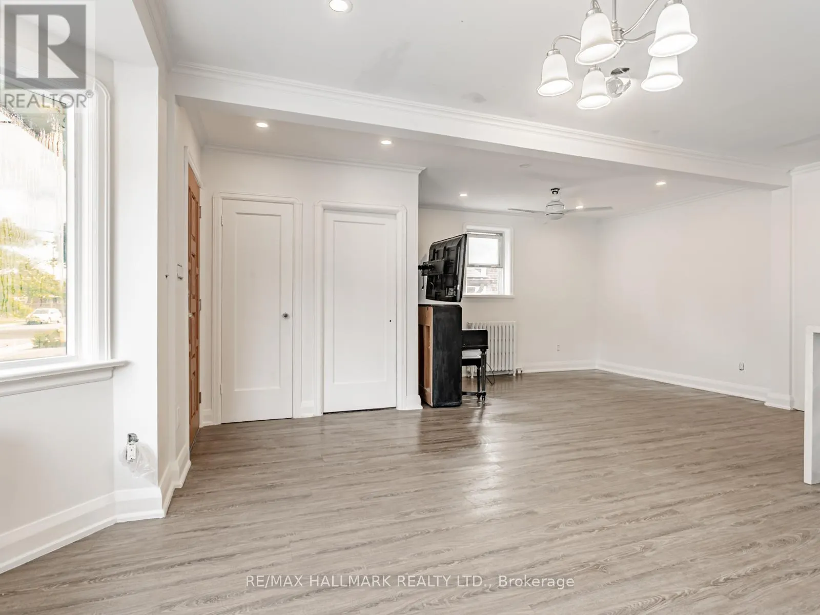 12 RALSTON AVENUE