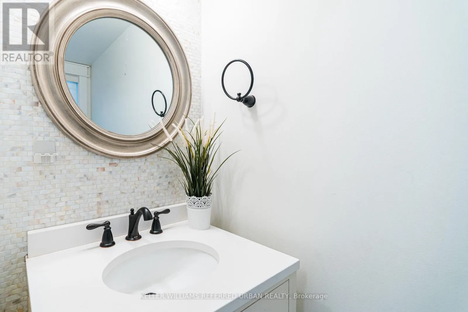 68 - 16 SPRUCEDALE WAY