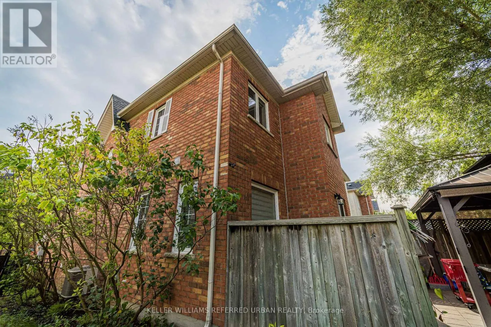 68 - 16 SPRUCEDALE WAY