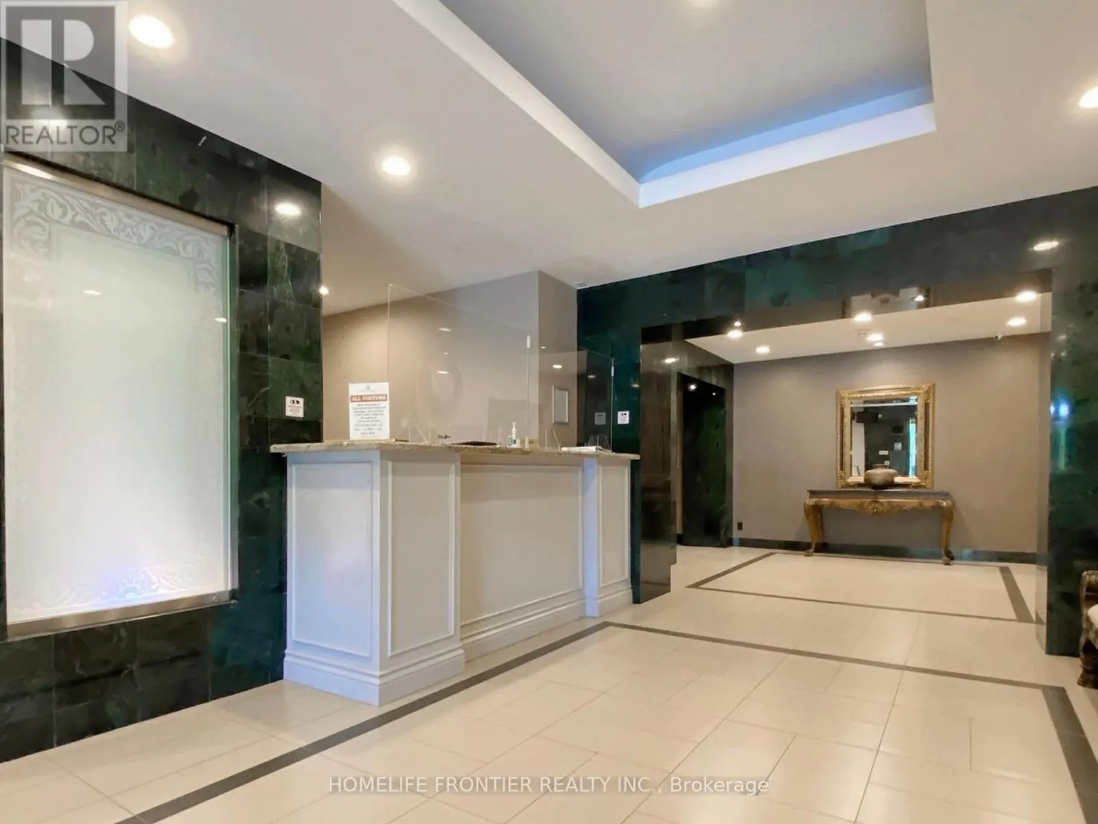 215 - 175 BAMBURGH CIRCLE
