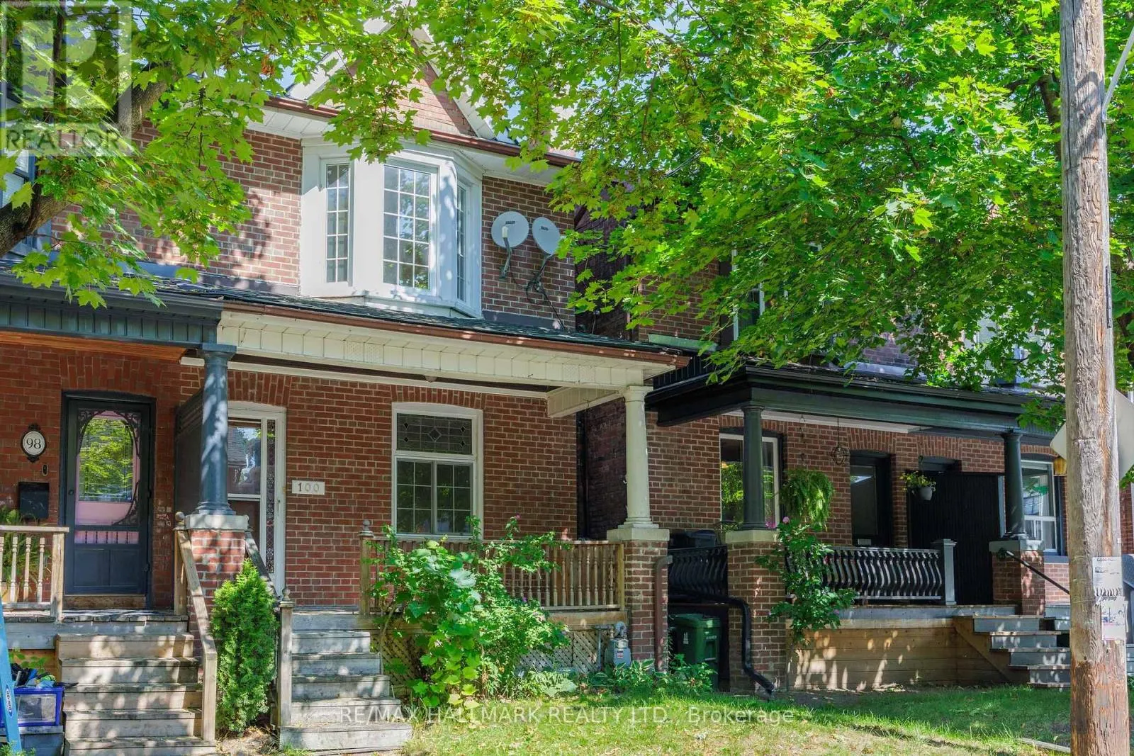 100 DEARBOURNE AVENUE