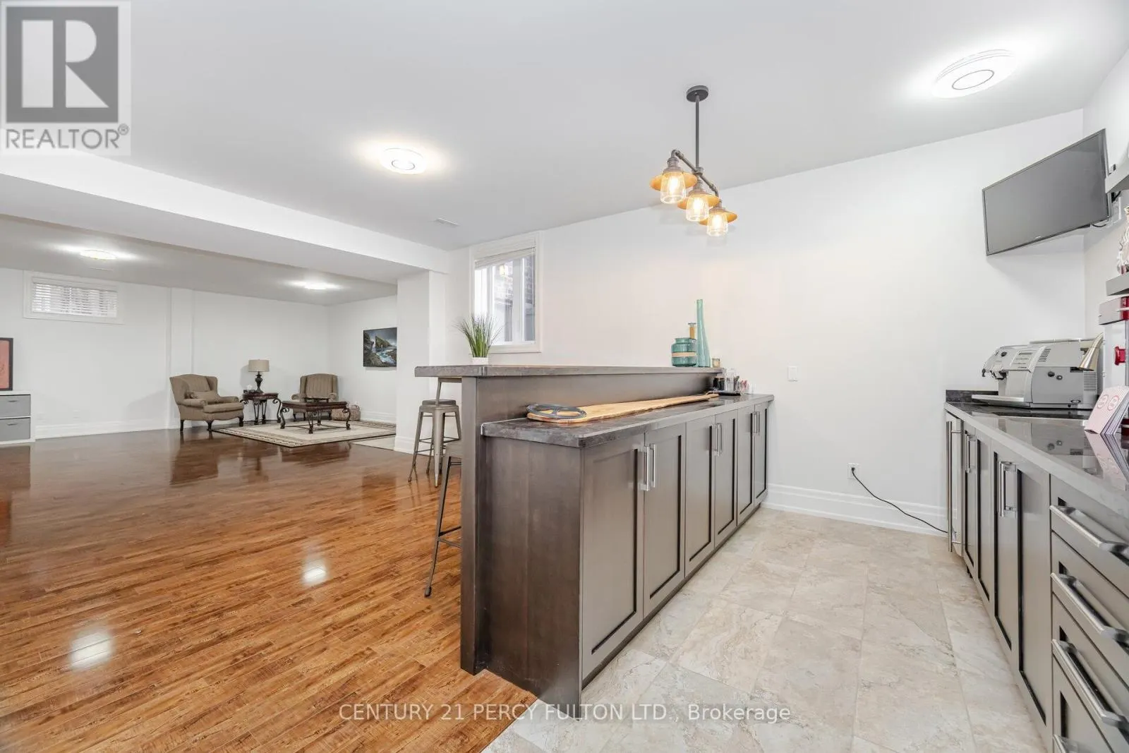 1738 ROCKWOOD DRIVE