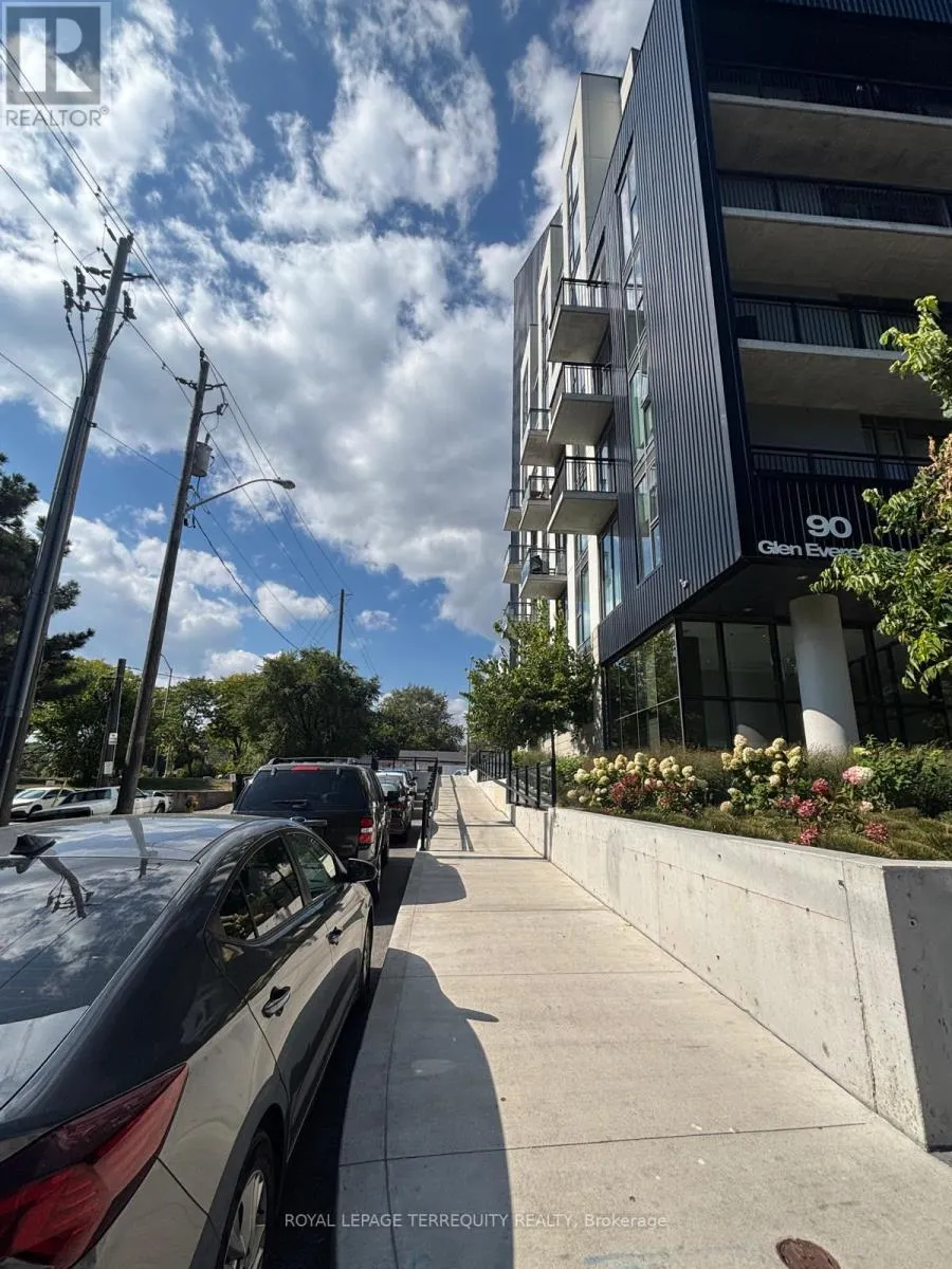 416 - 90 GLEN EVEREST ROAD