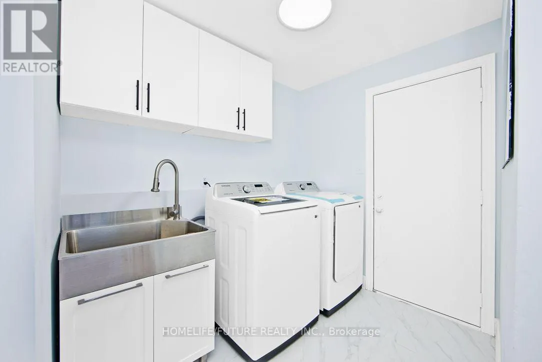 89 ERIC CLARKE DRIVE