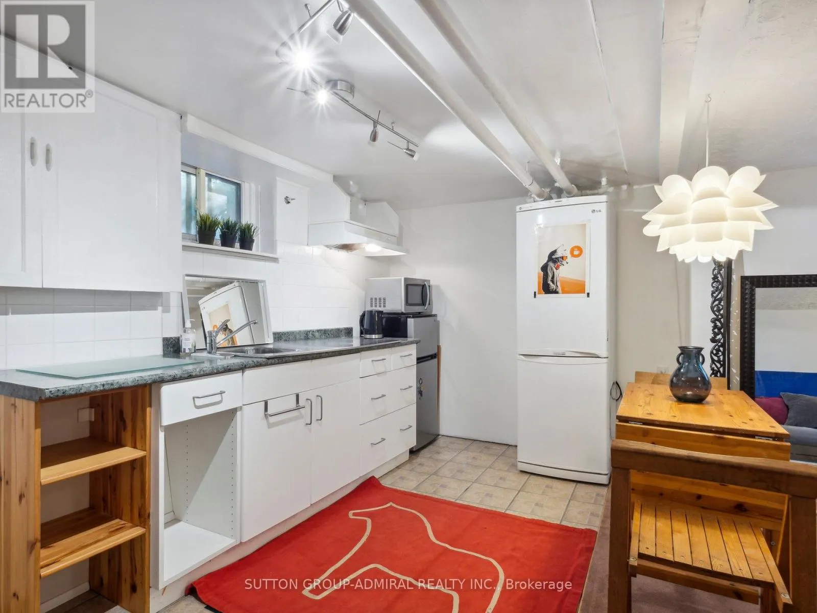 4 DON MILLS ROAD