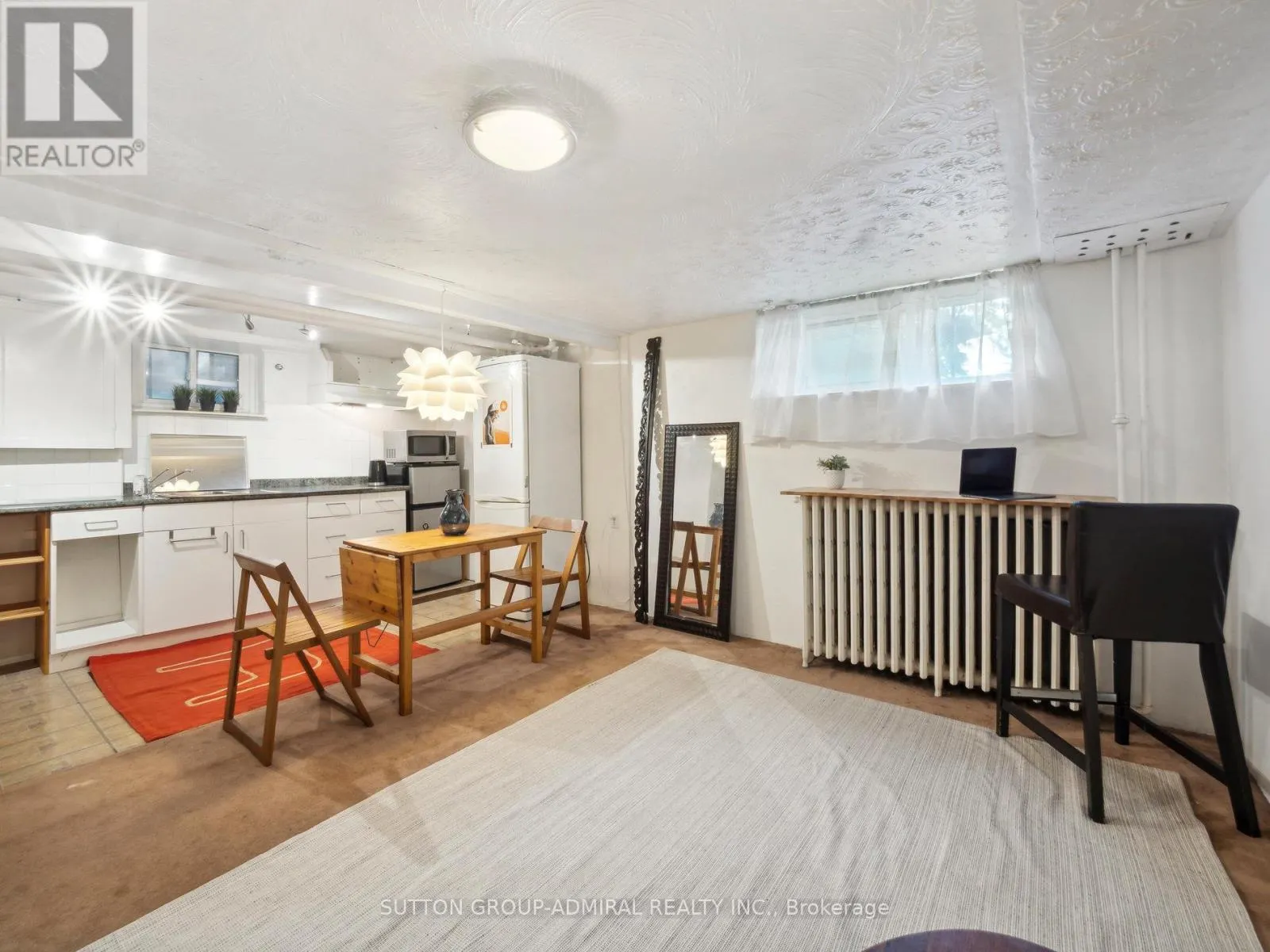 4 DON MILLS ROAD