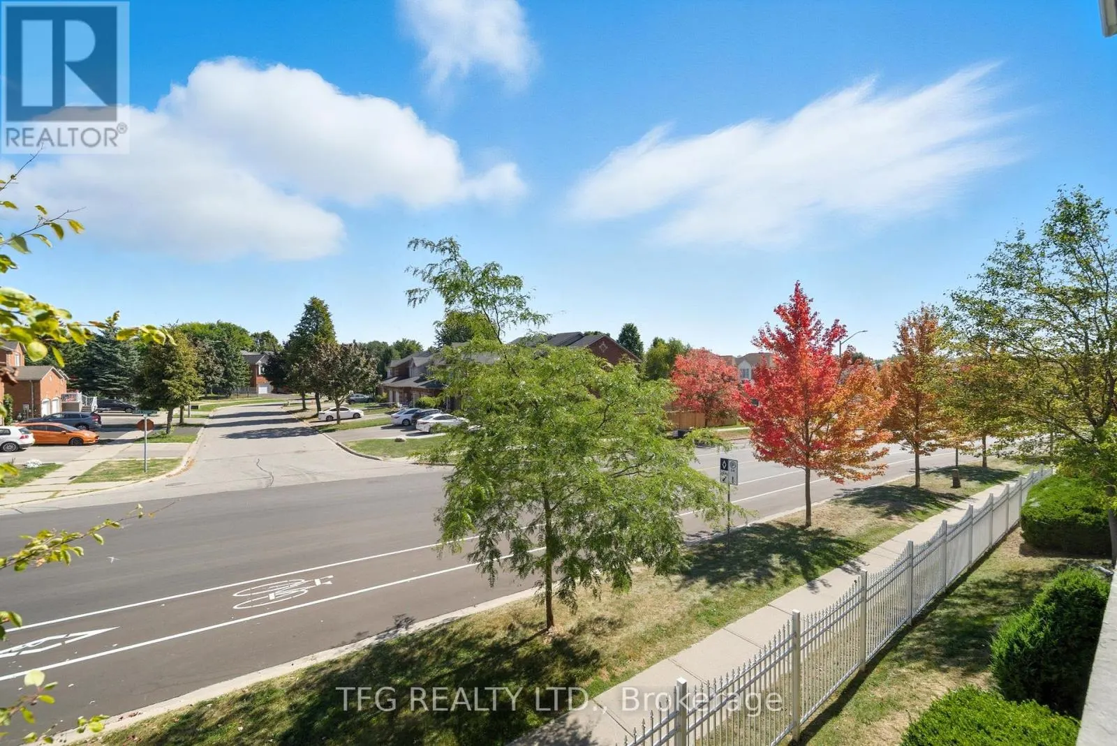 211 - 106 ASPEN SPRINGS DRIVE, #211