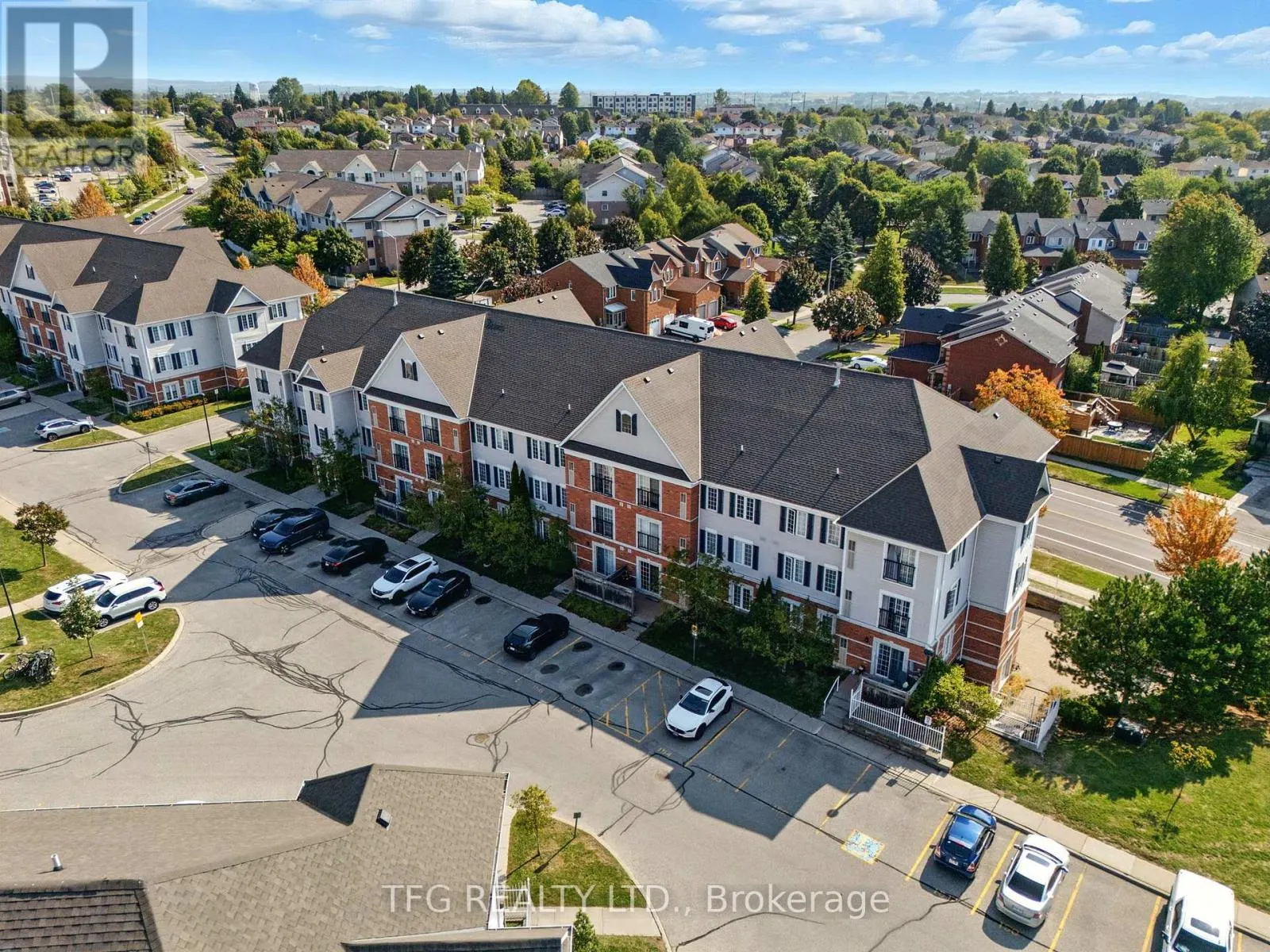 211 - 106 ASPEN SPRINGS DRIVE, #211