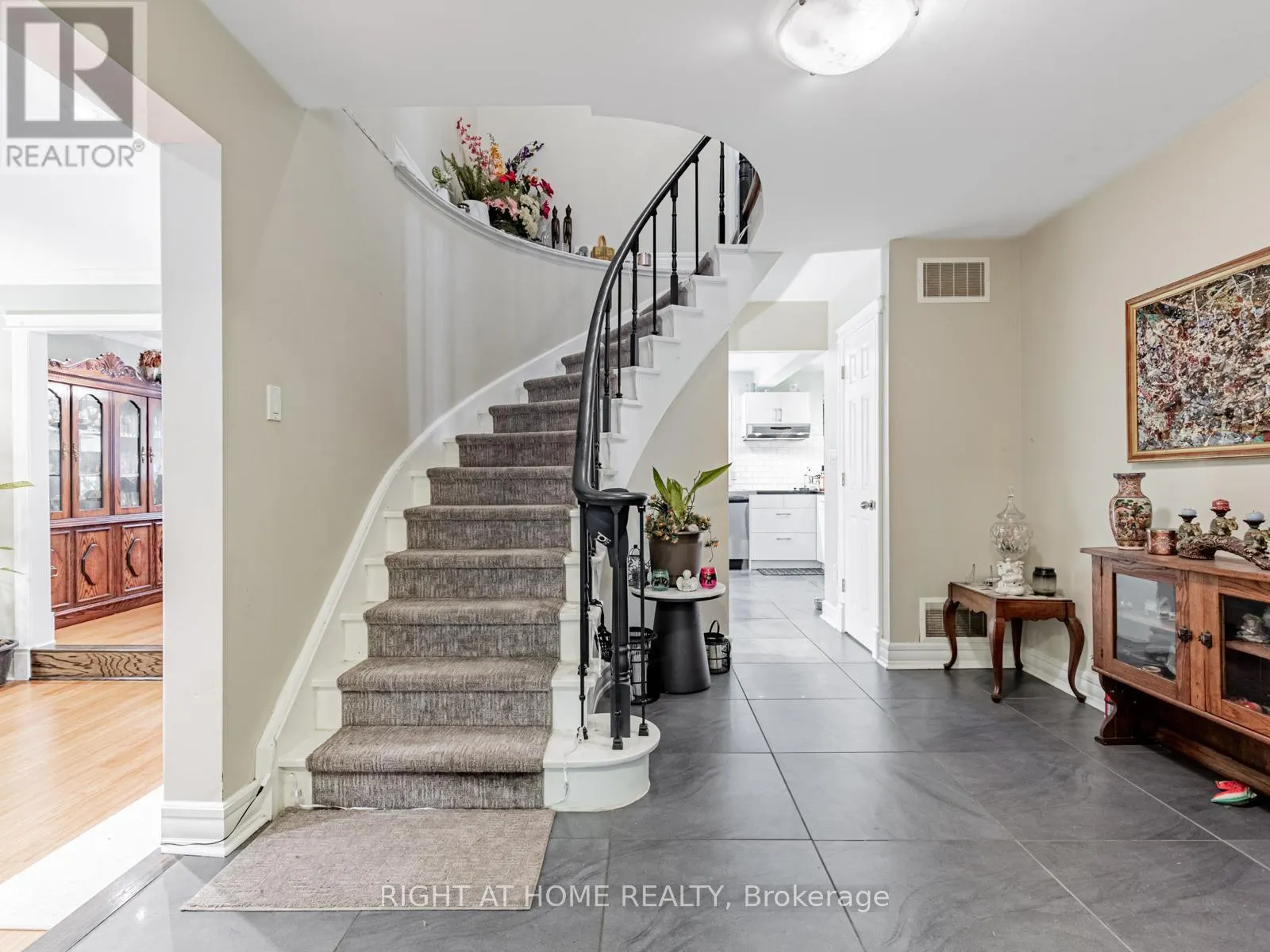 71 SATCHELL BOULEVARD