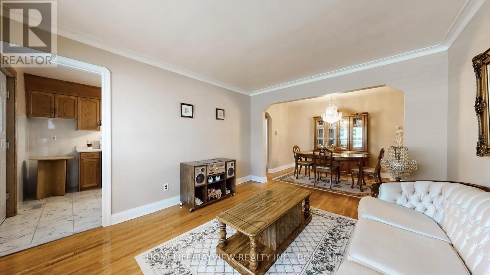 32 DENVALE ROAD
