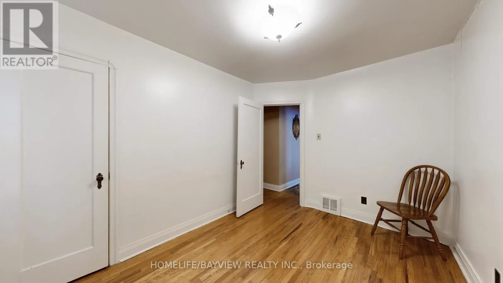 32 DENVALE ROAD
