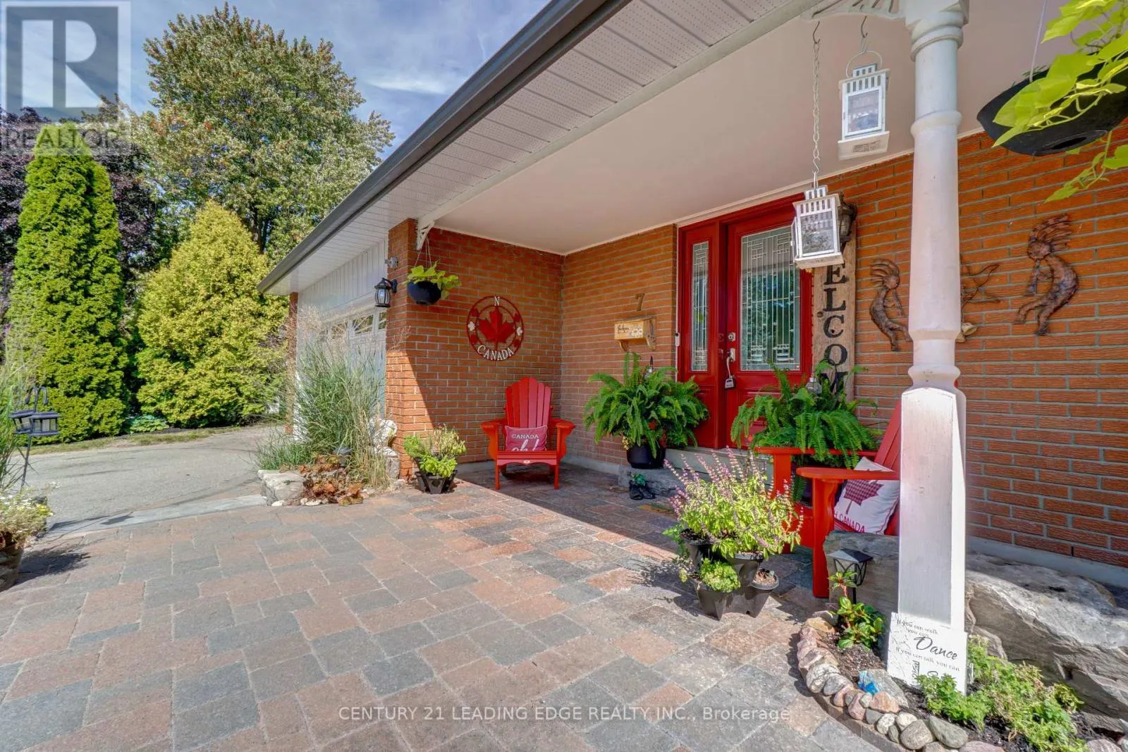 7 DINGLEY COURT