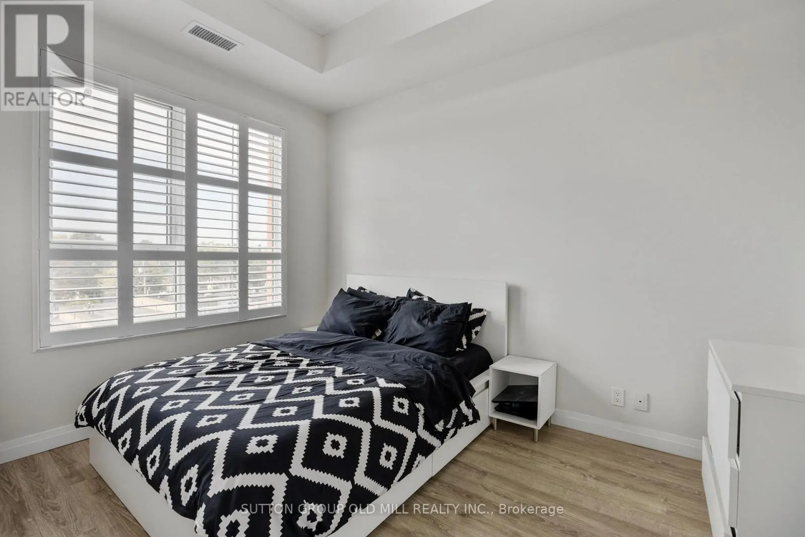 650 - 22 EAST HAVEN DRIVE