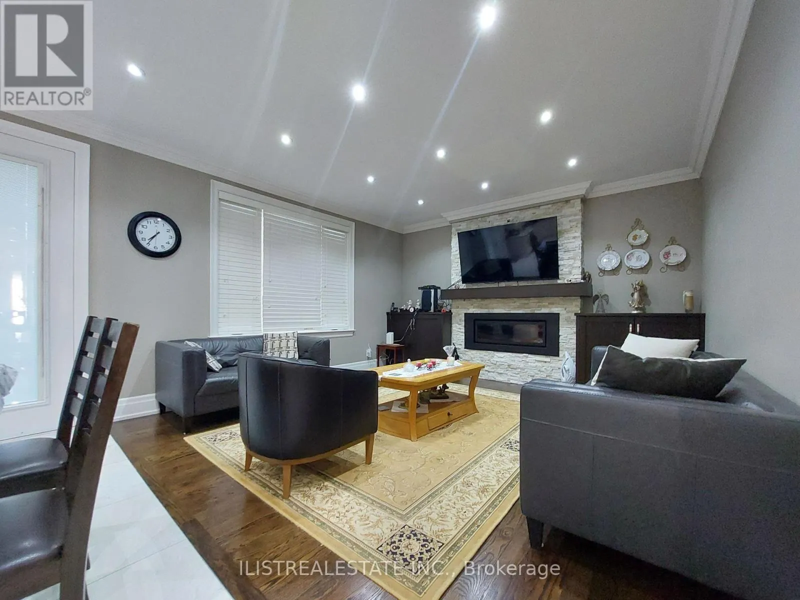 59 PRINCEMERE CRESCENT