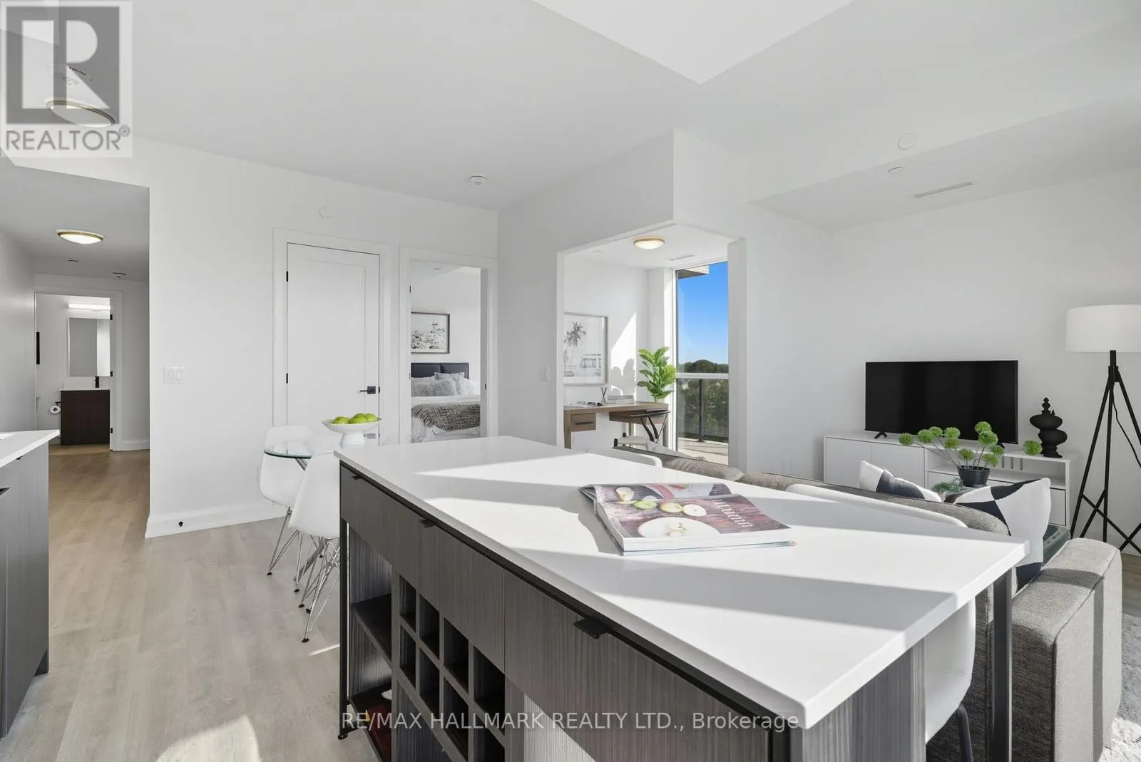 513 - 2369 DANFORTH AVENUE