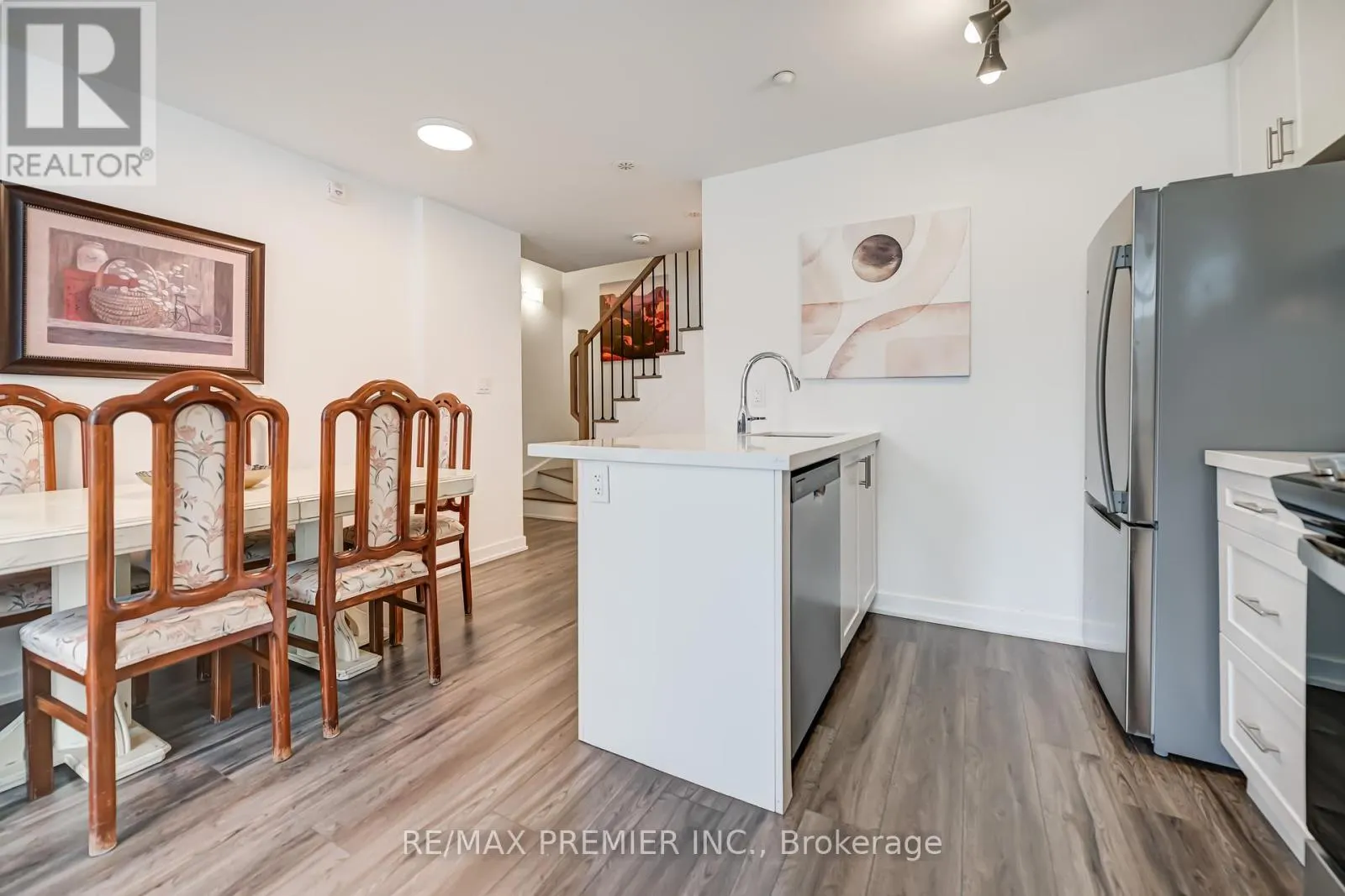 8 - 1479 O'CONNOR DRIVE