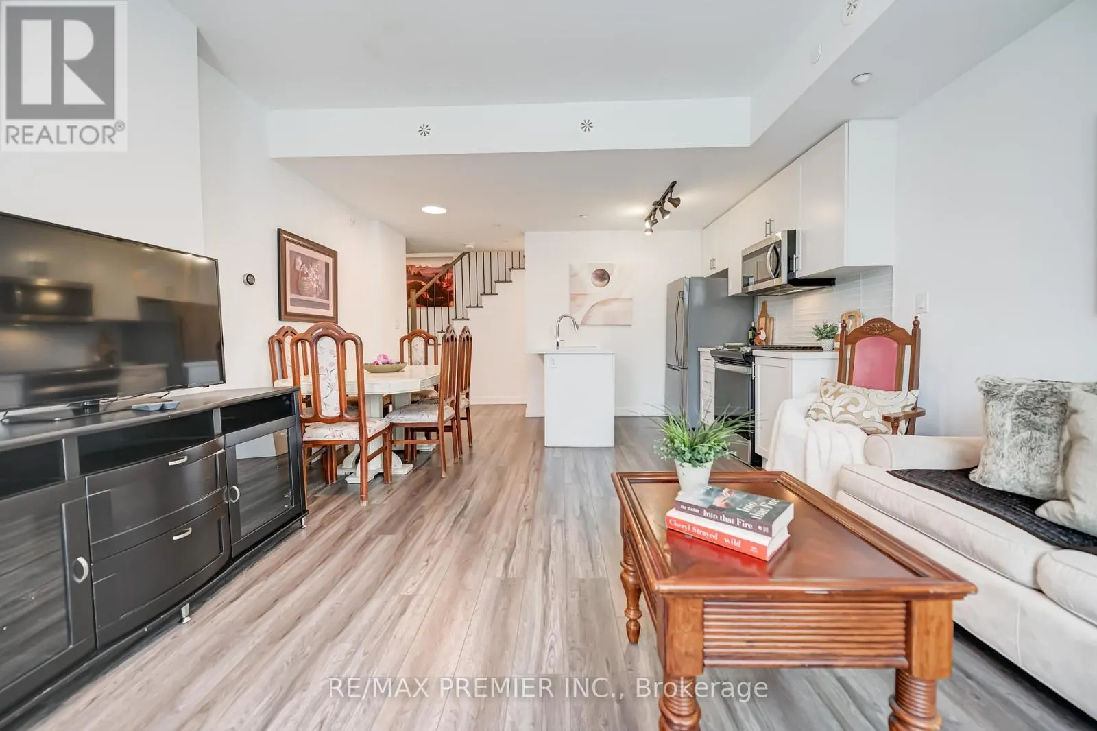 8 - 1479 O'CONNOR DRIVE