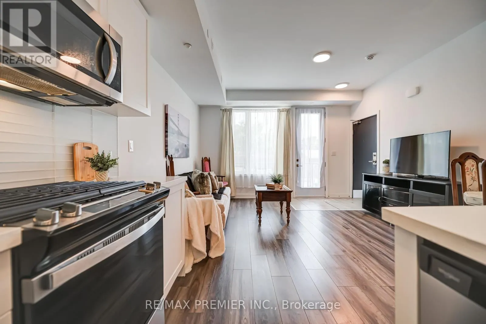 8 - 1479 O'CONNOR DRIVE