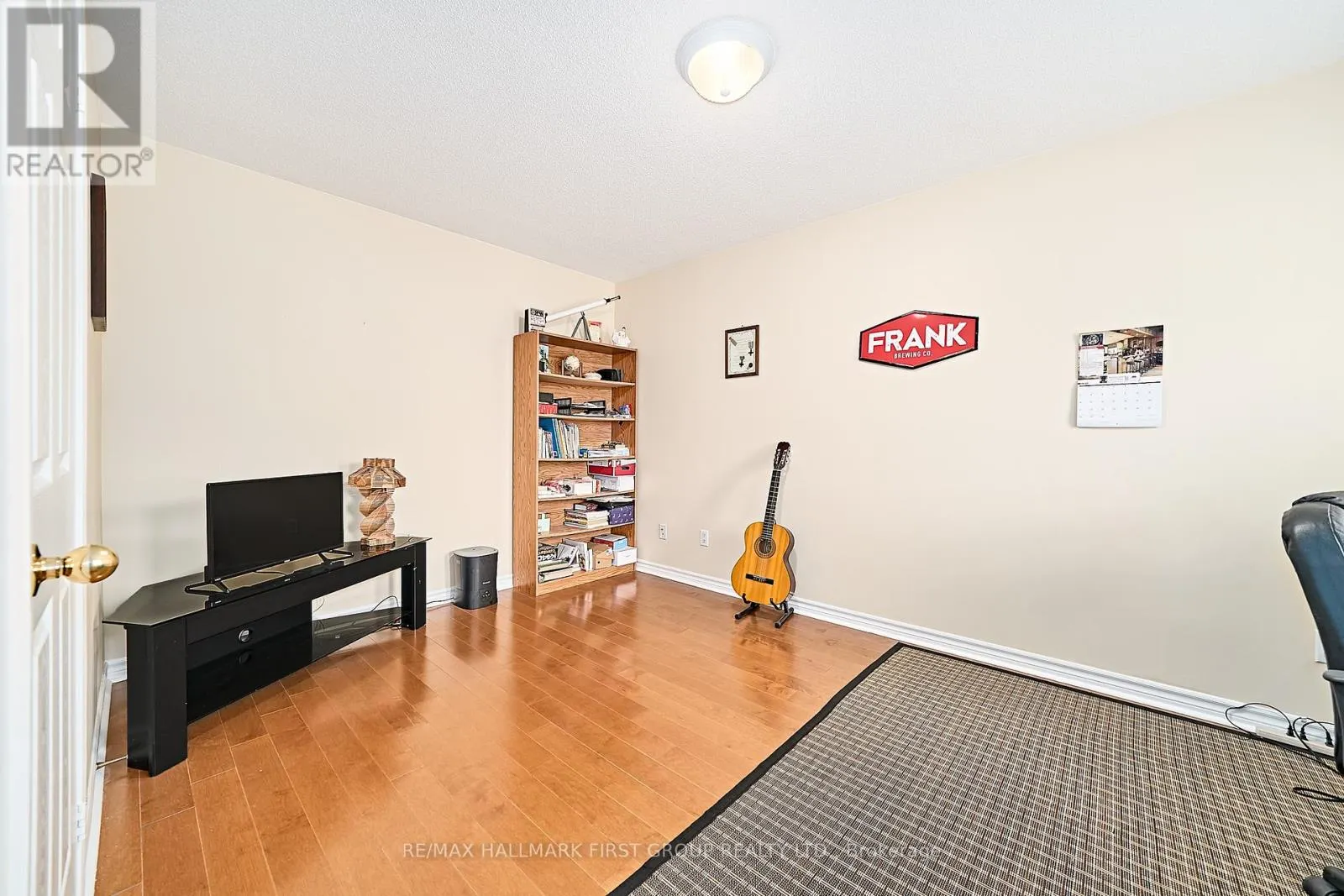 1505 AVONMORE SQUARE