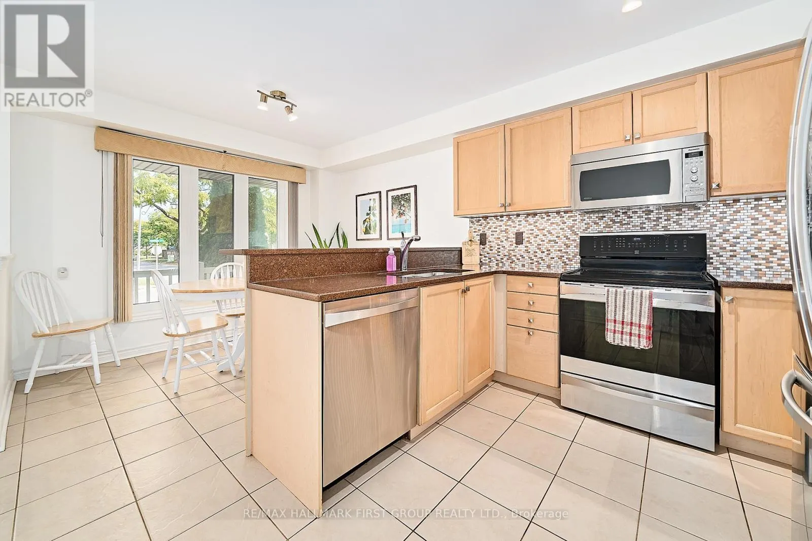 1505 AVONMORE SQUARE