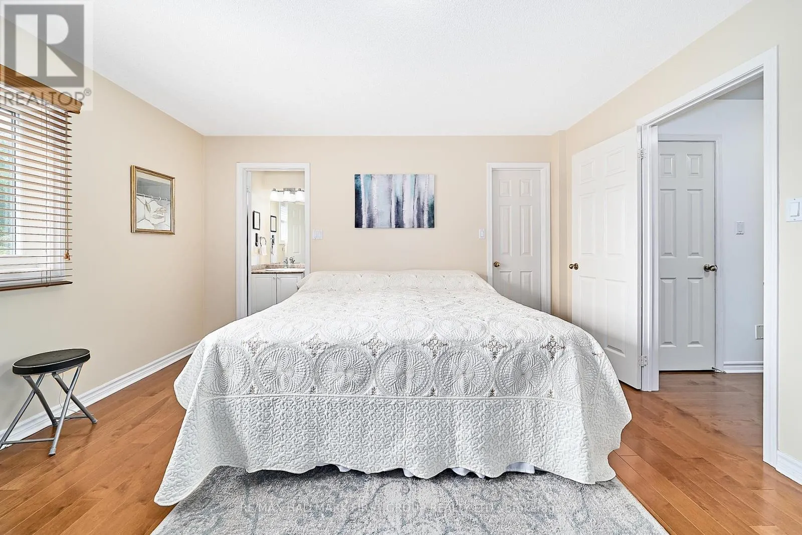 1505 AVONMORE SQUARE