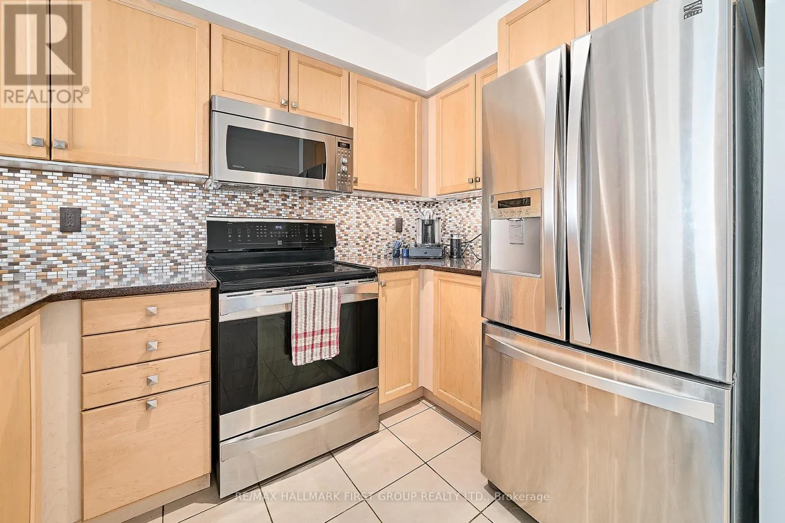1505 AVONMORE SQUARE