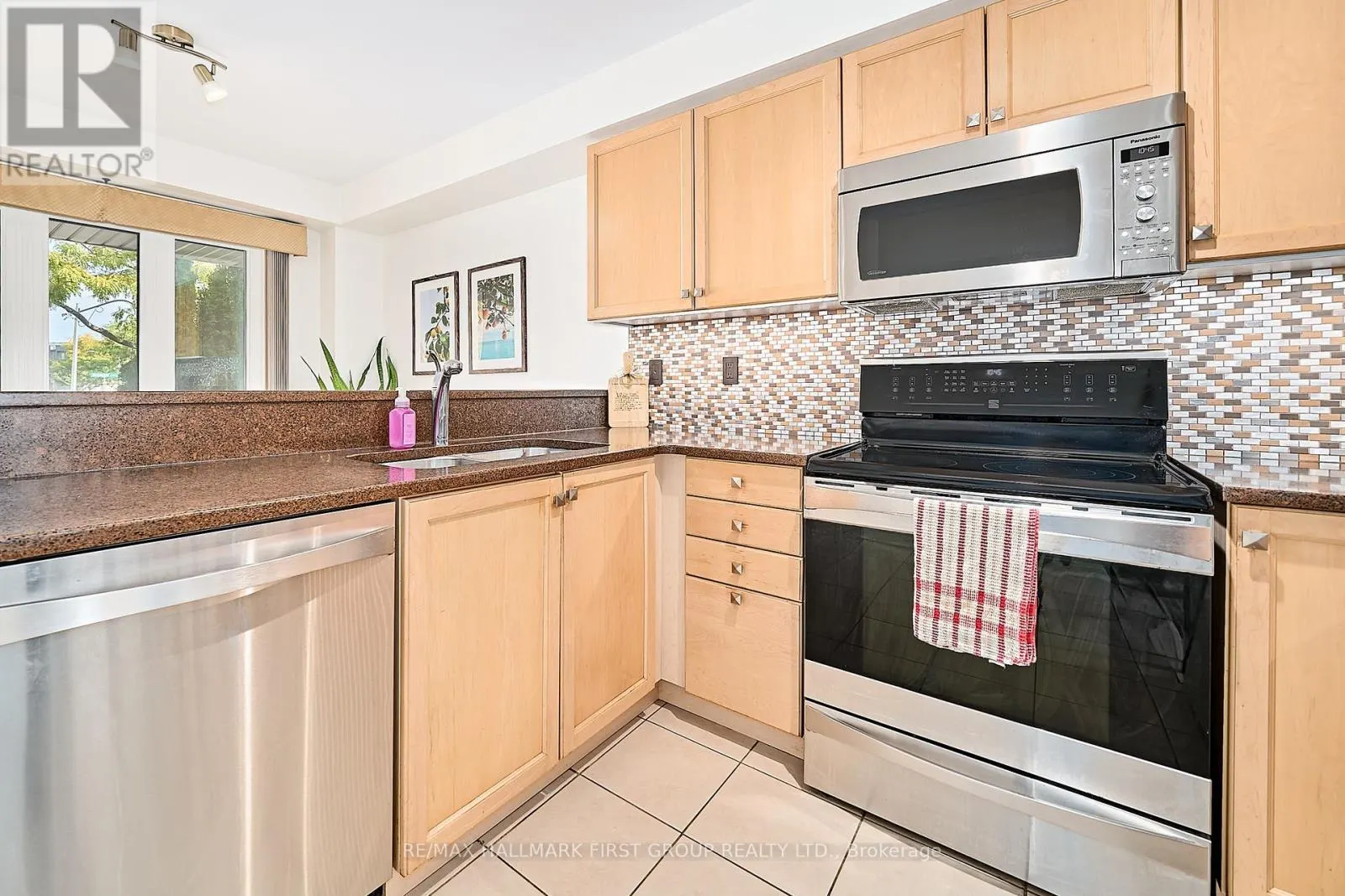 1505 AVONMORE SQUARE