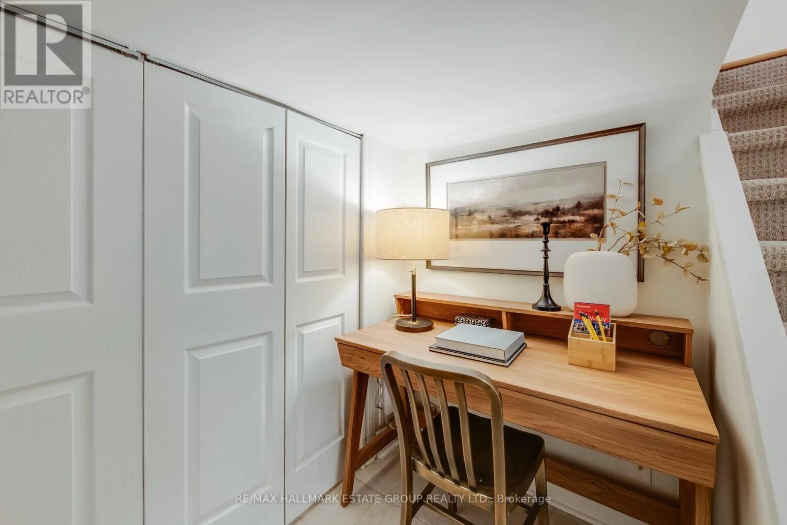 245 KENILWORTH AVENUE