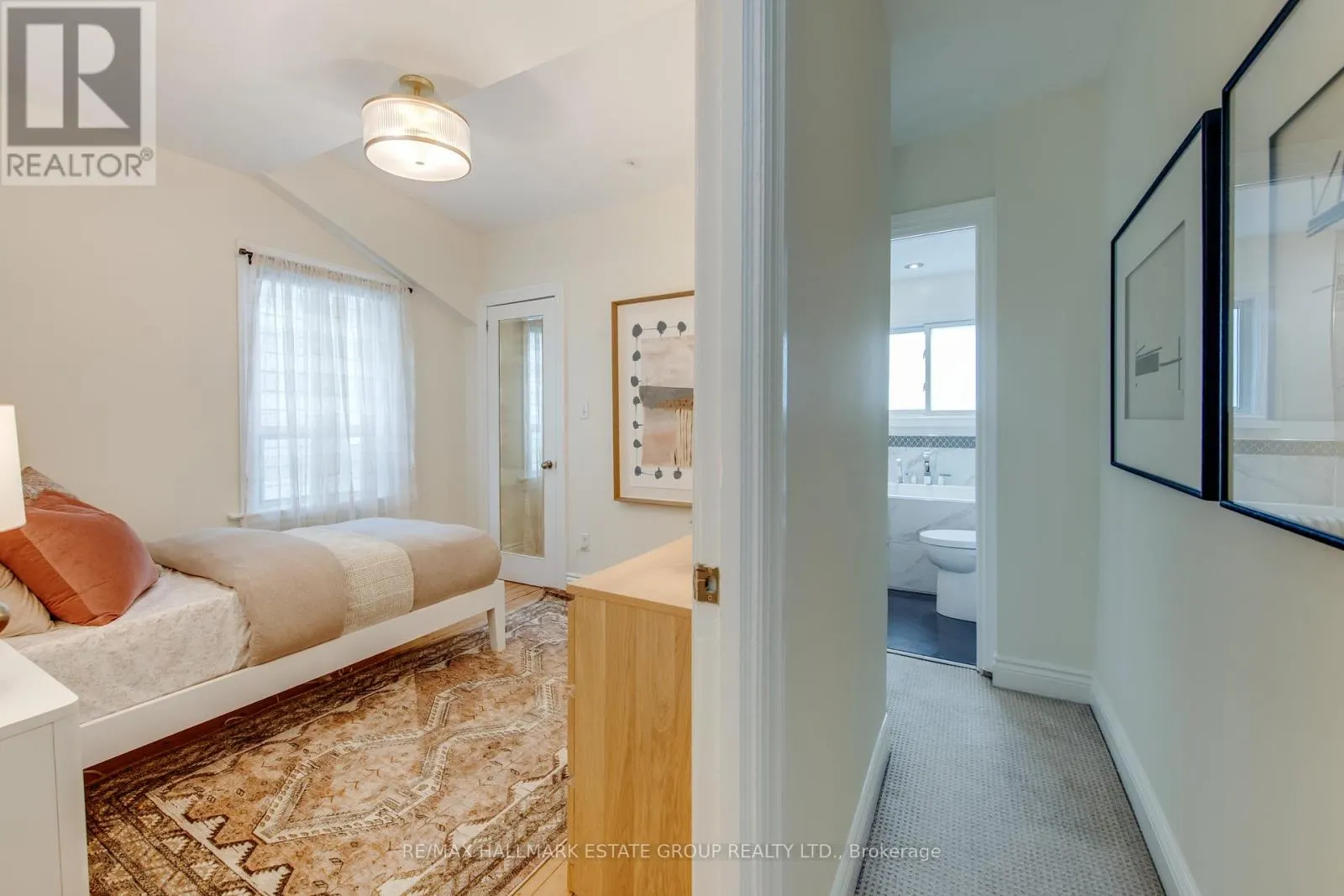 245 KENILWORTH AVENUE