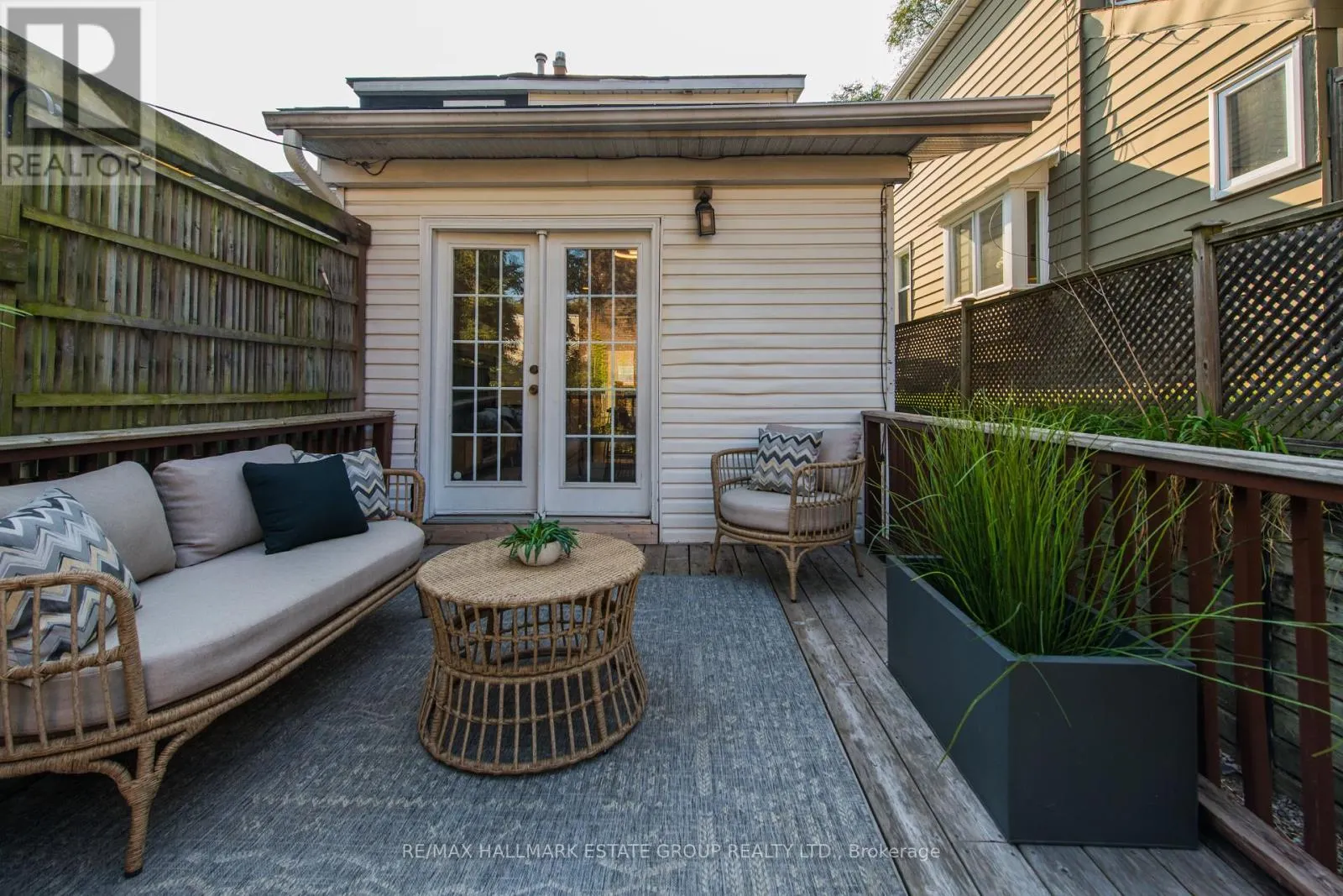 245 KENILWORTH AVENUE