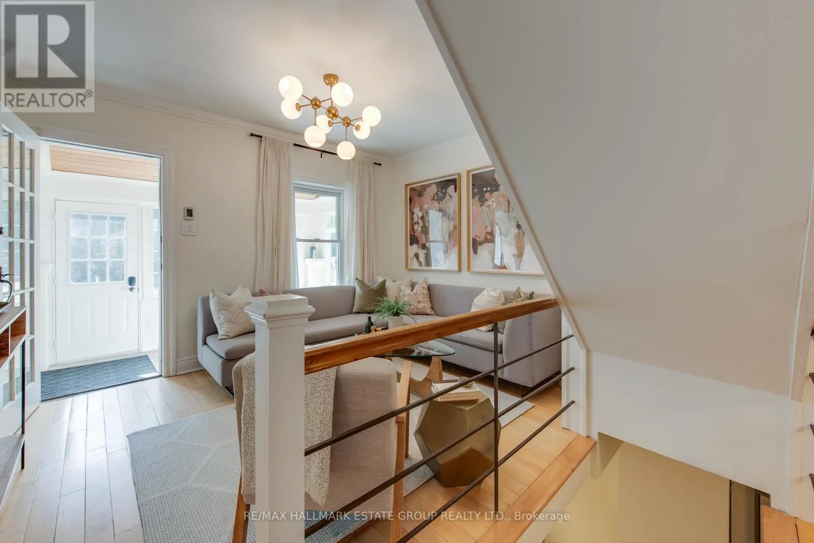 245 KENILWORTH AVENUE