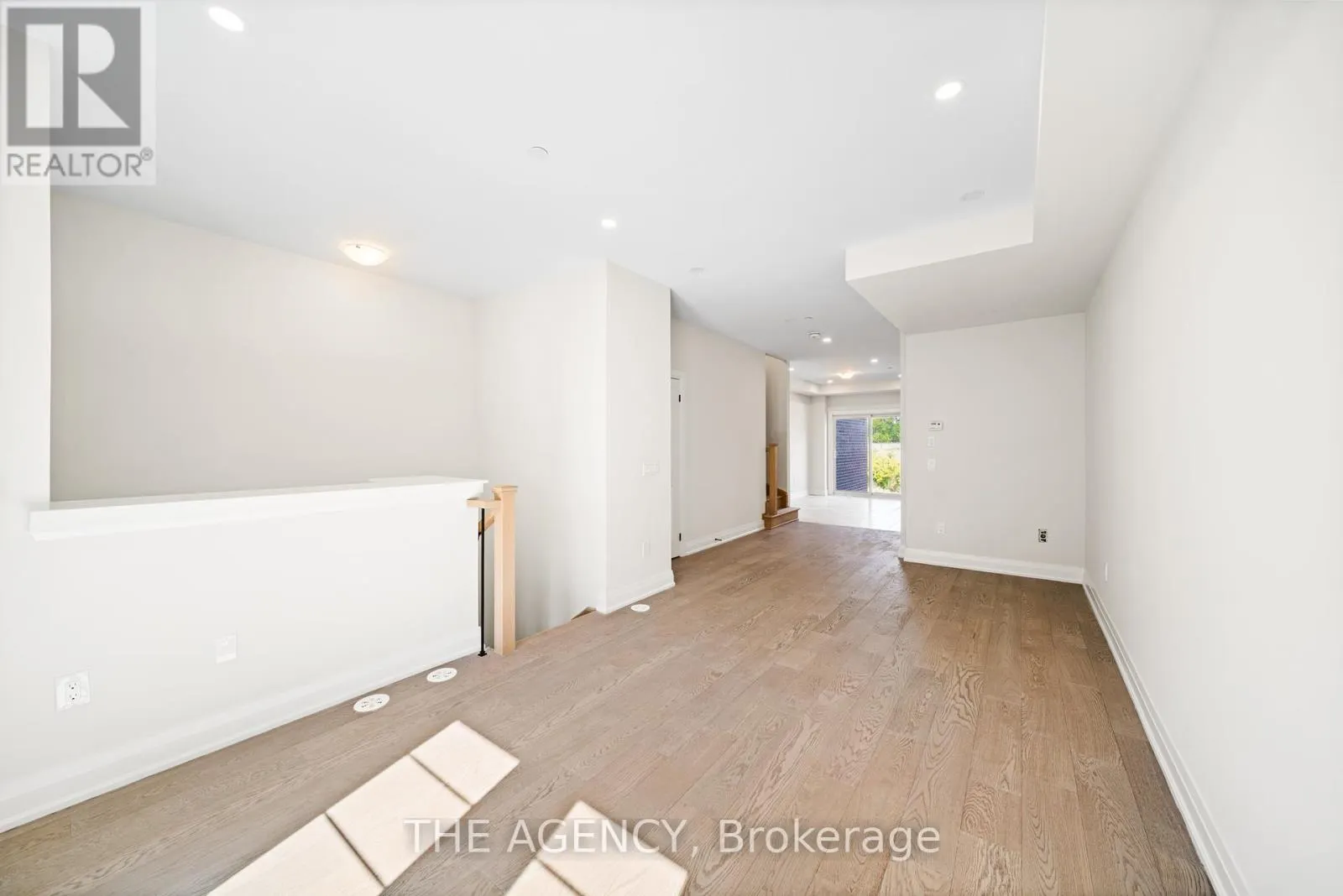 23 - 14 MARRET LANE