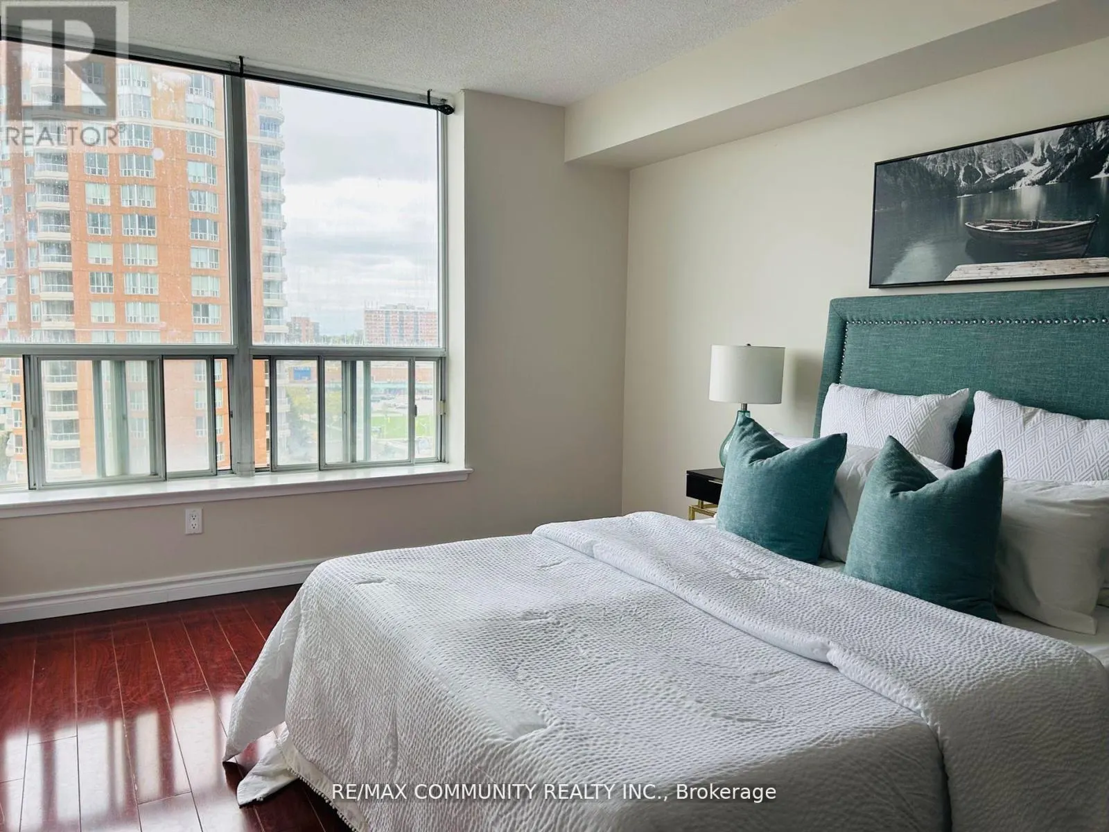 1110 - 430 MCLEVIN AVENUE