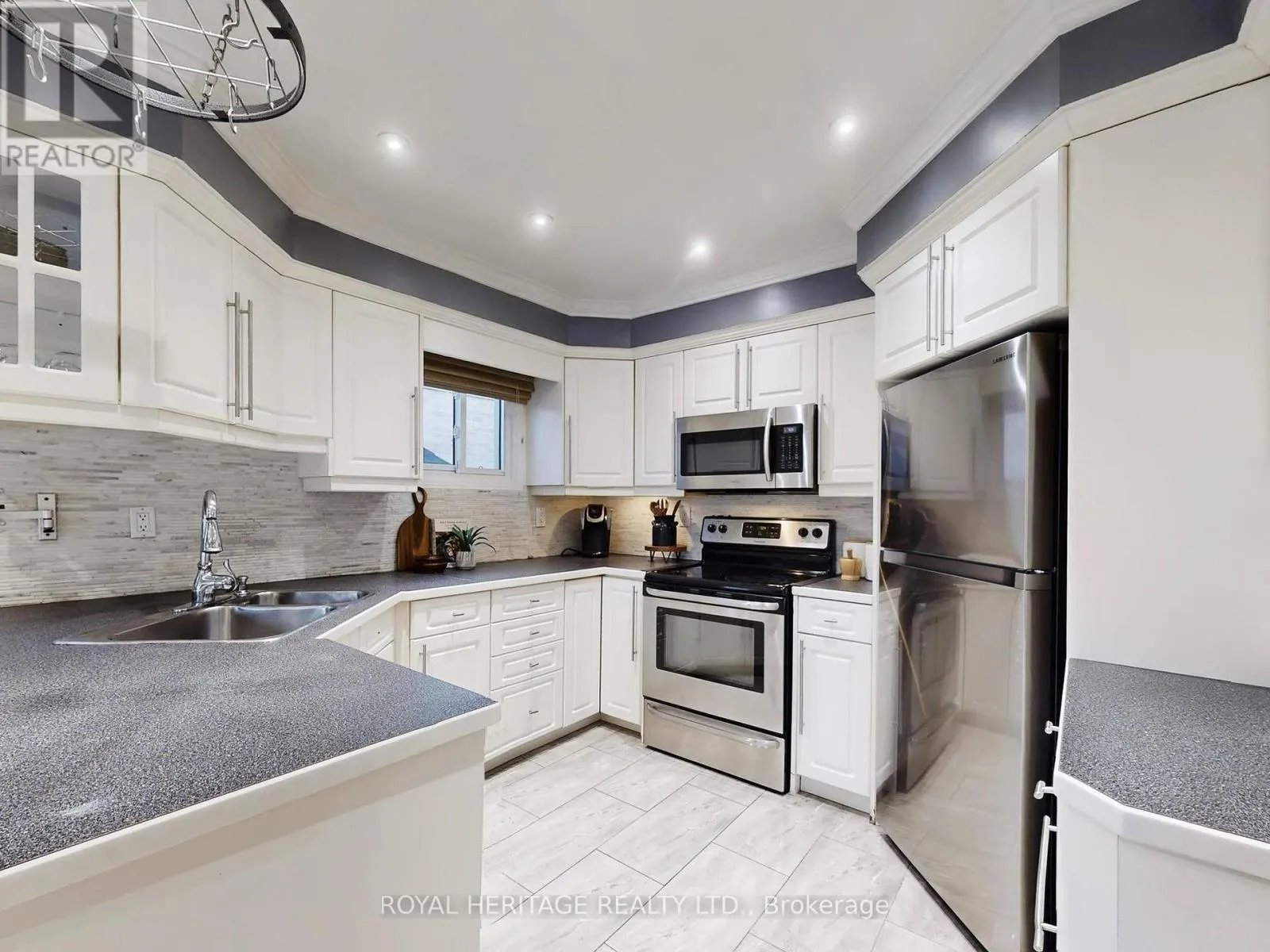 138 WILLIAM STEPHENSON DRIVE