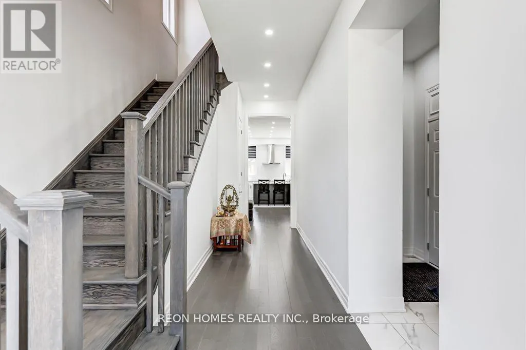 1423 SWALLOWTAIL LANE