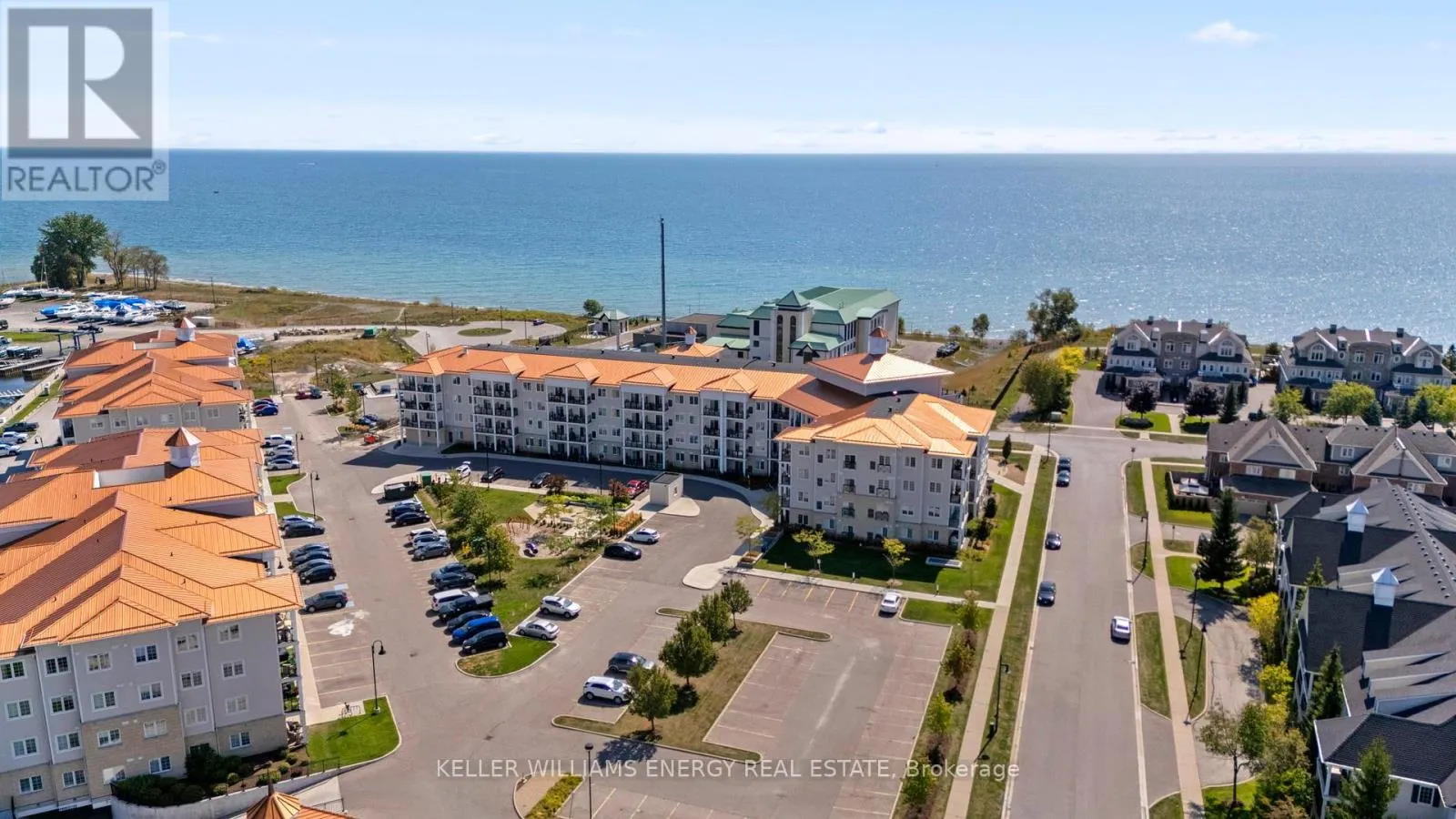 106 - 50 LAKEBREEZE DRIVE, #106