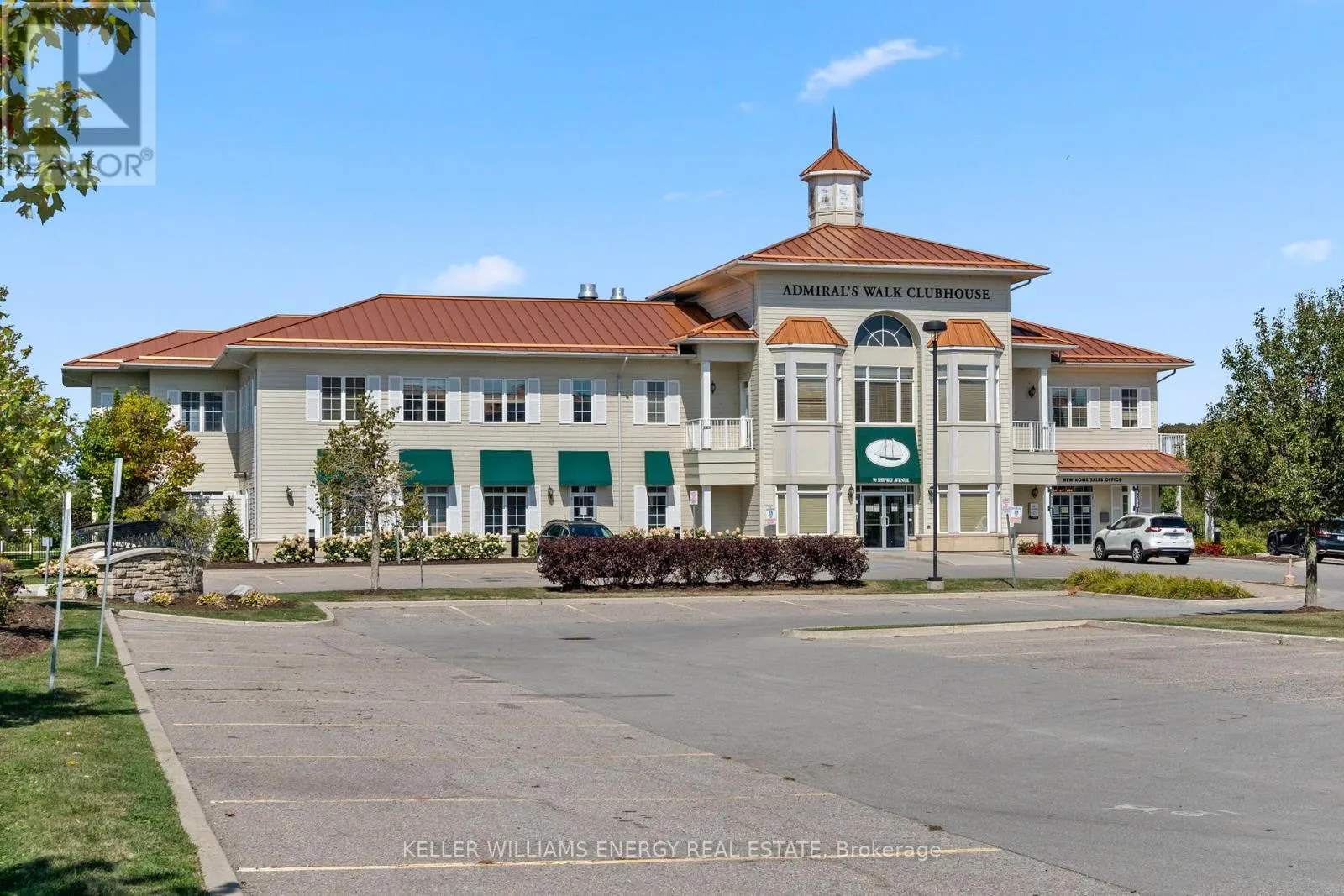 106 - 50 LAKEBREEZE DRIVE, #106