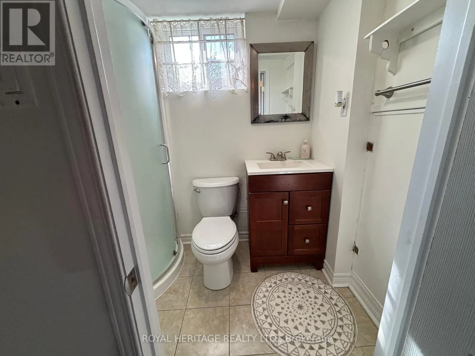 536 FAREWELL STREET
