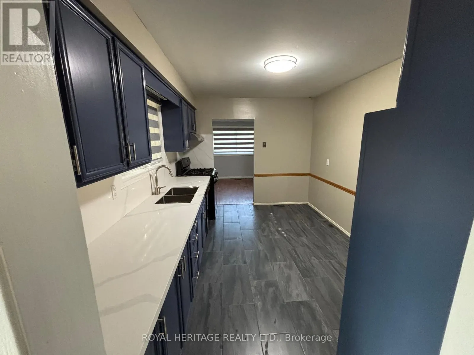 536 FAREWELL STREET