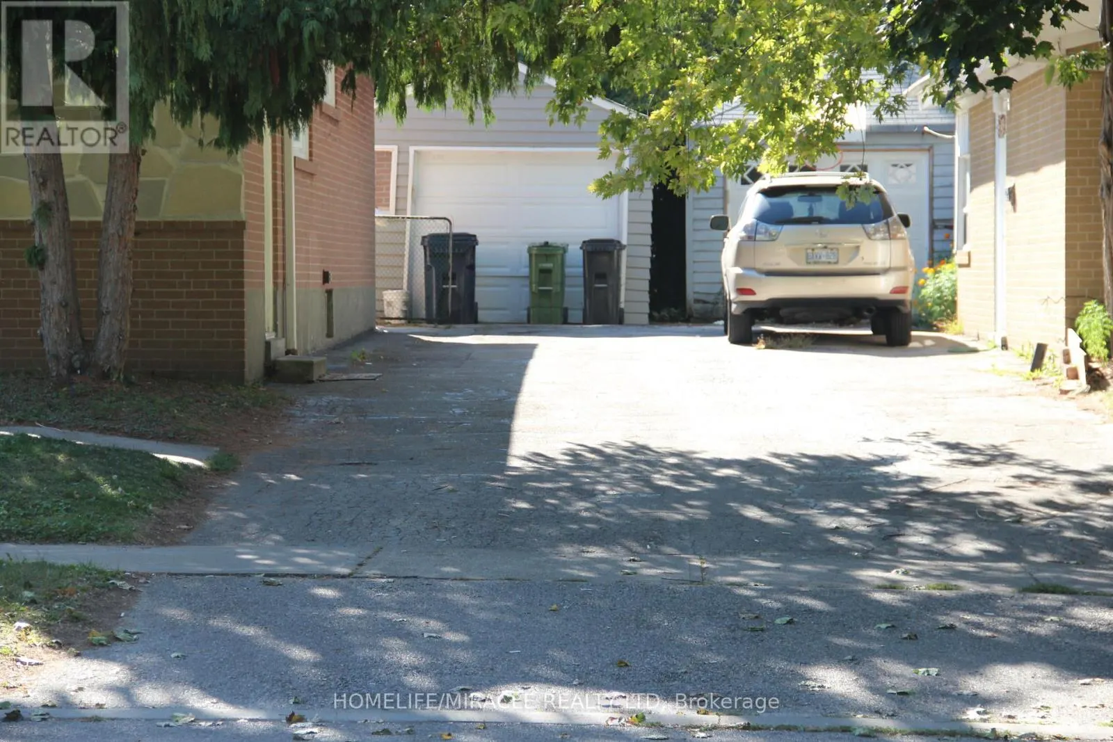 140 PORCHESTER DRIVE