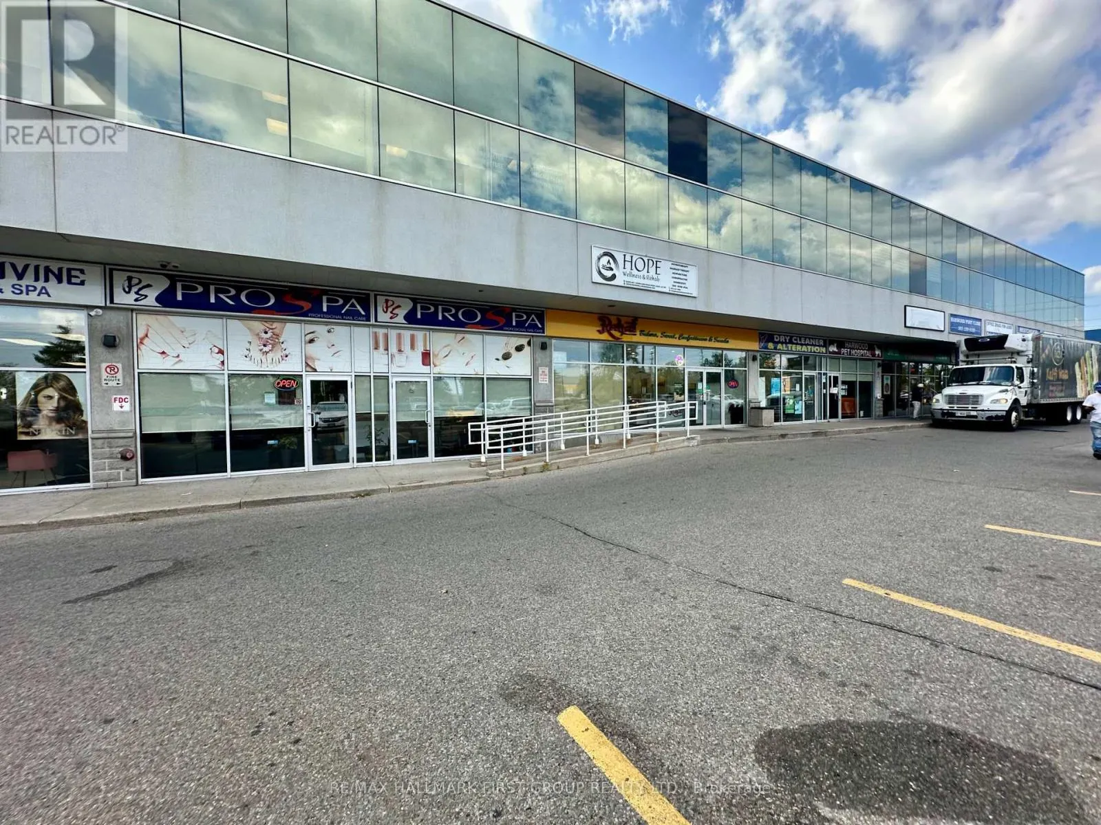 14B - 1 ROSSLAND ROAD