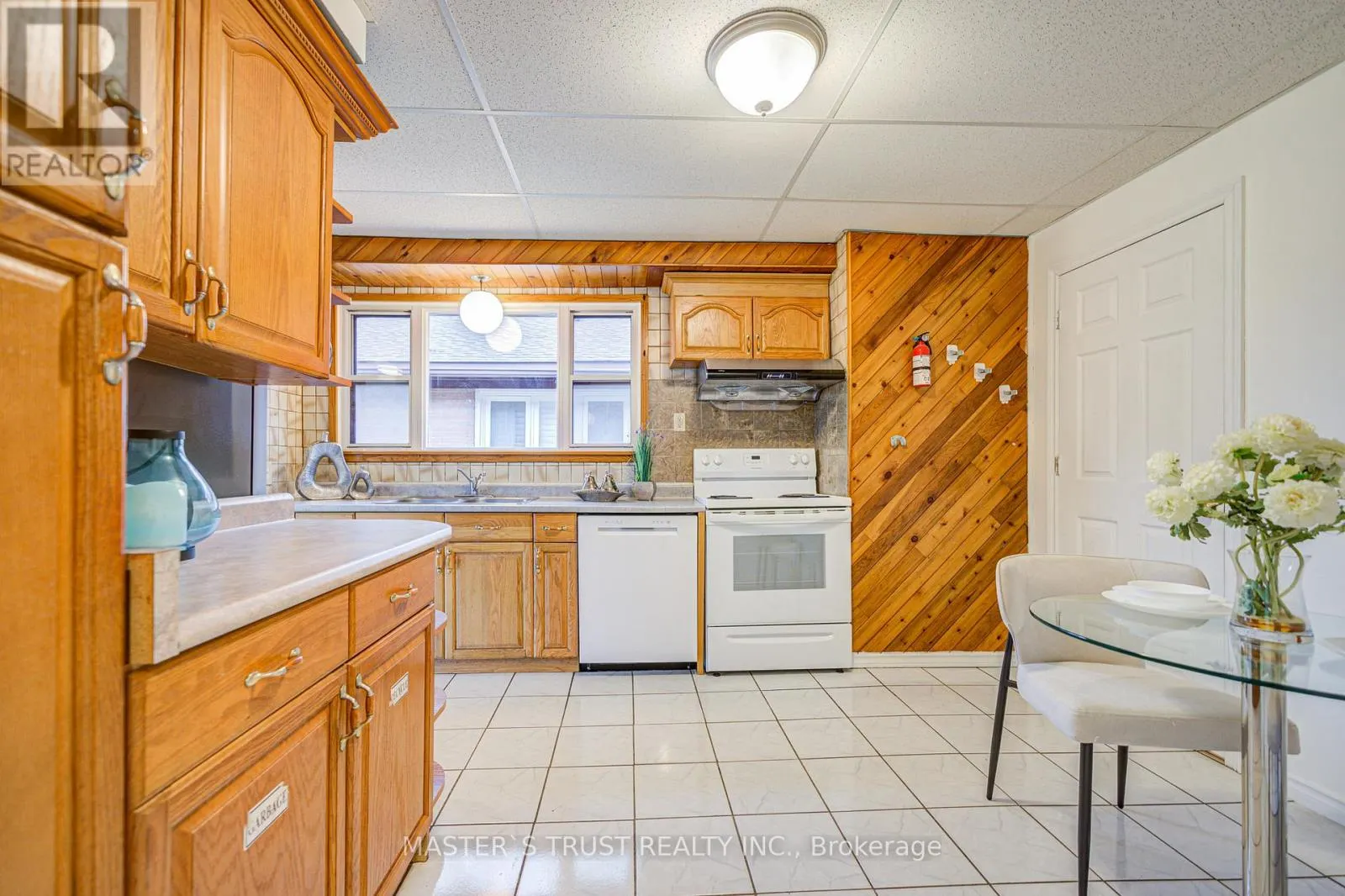 30 DEERFIELD ROAD