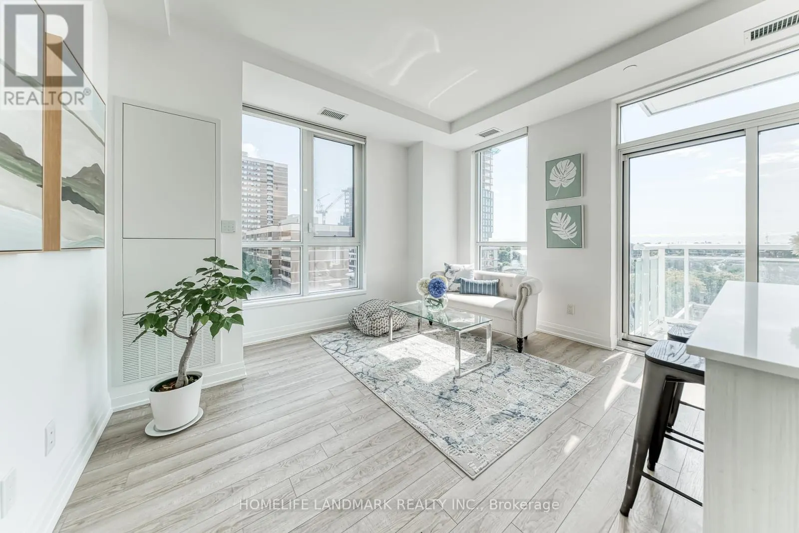 UNIT 712 - 268 MAIN STREET