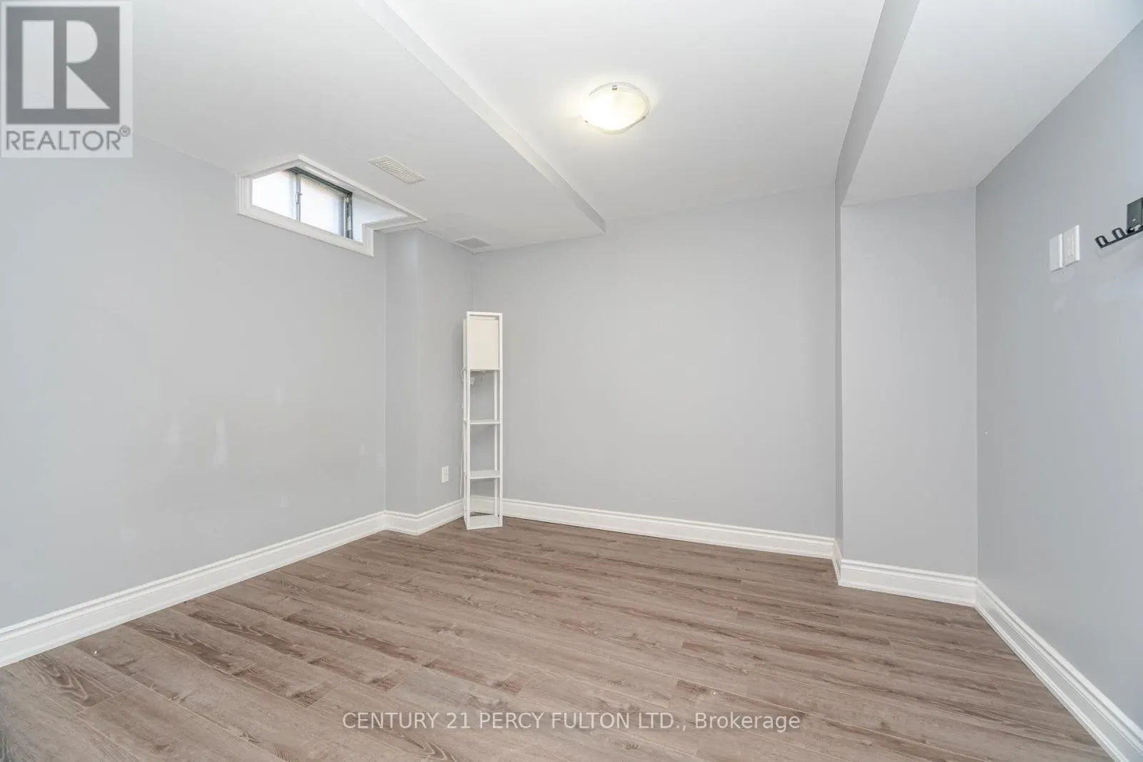 14 KEEBLE CRESCENT