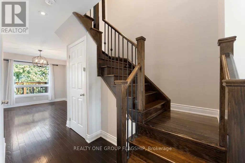 3 TEDDINGTON CRESCENT