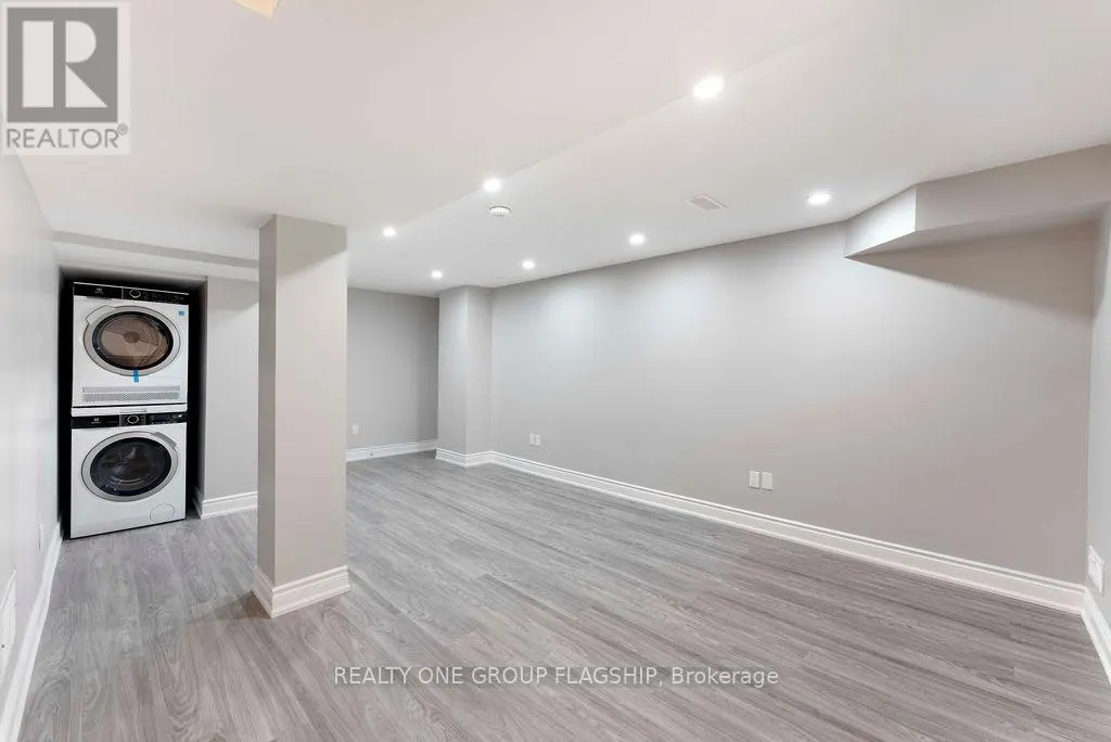 3 TEDDINGTON CRESCENT