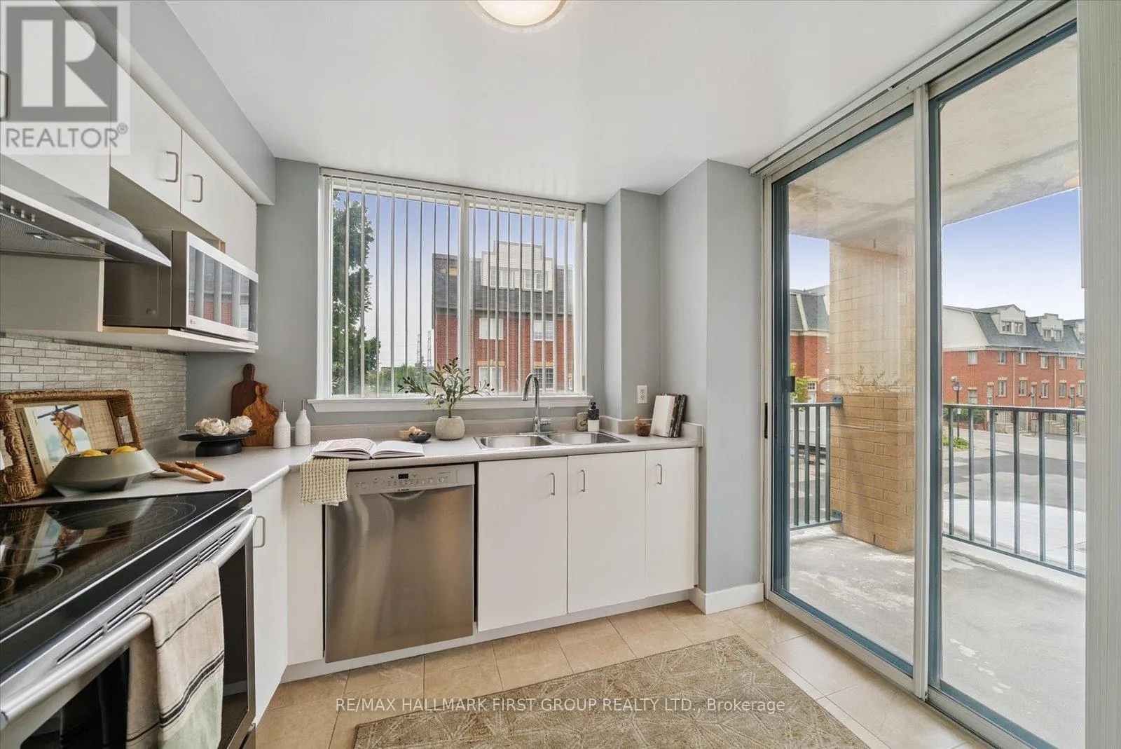 204 - 1625 PICKERING PARKWAY