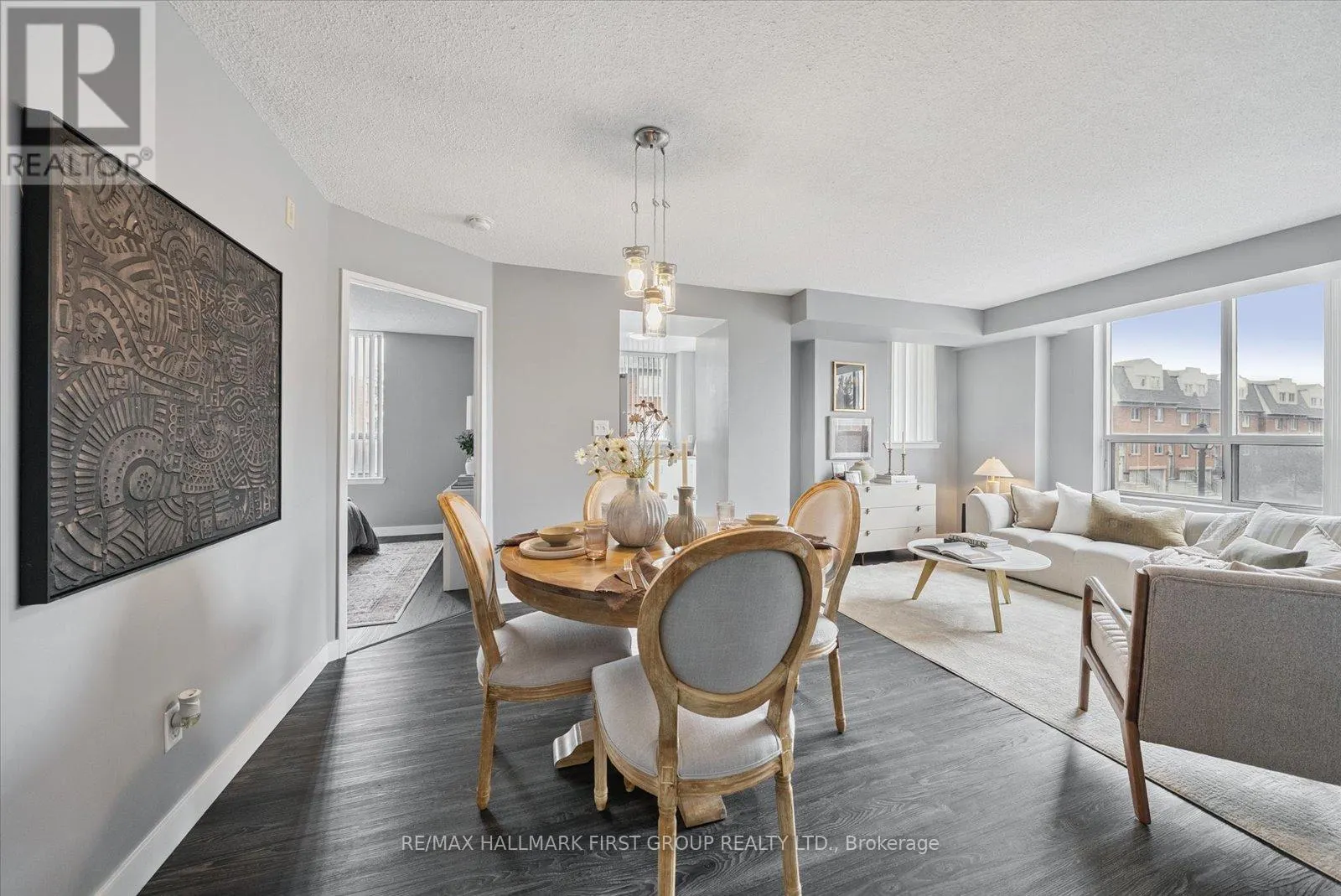 204 - 1625 PICKERING PARKWAY