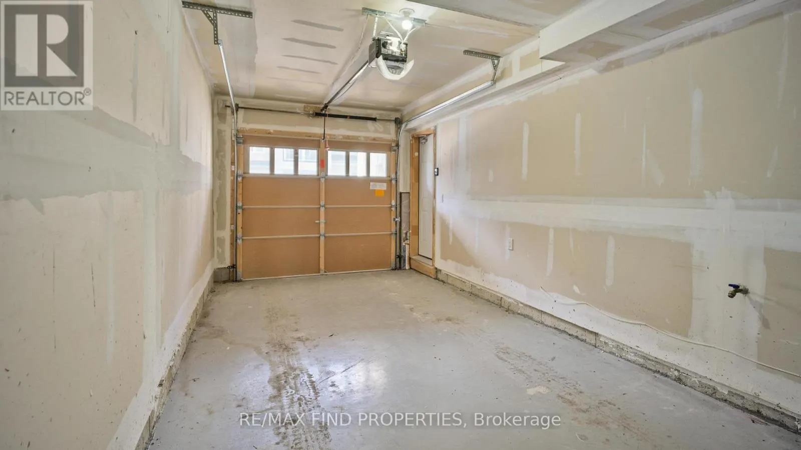 2567 LADYFERN CROSSING
